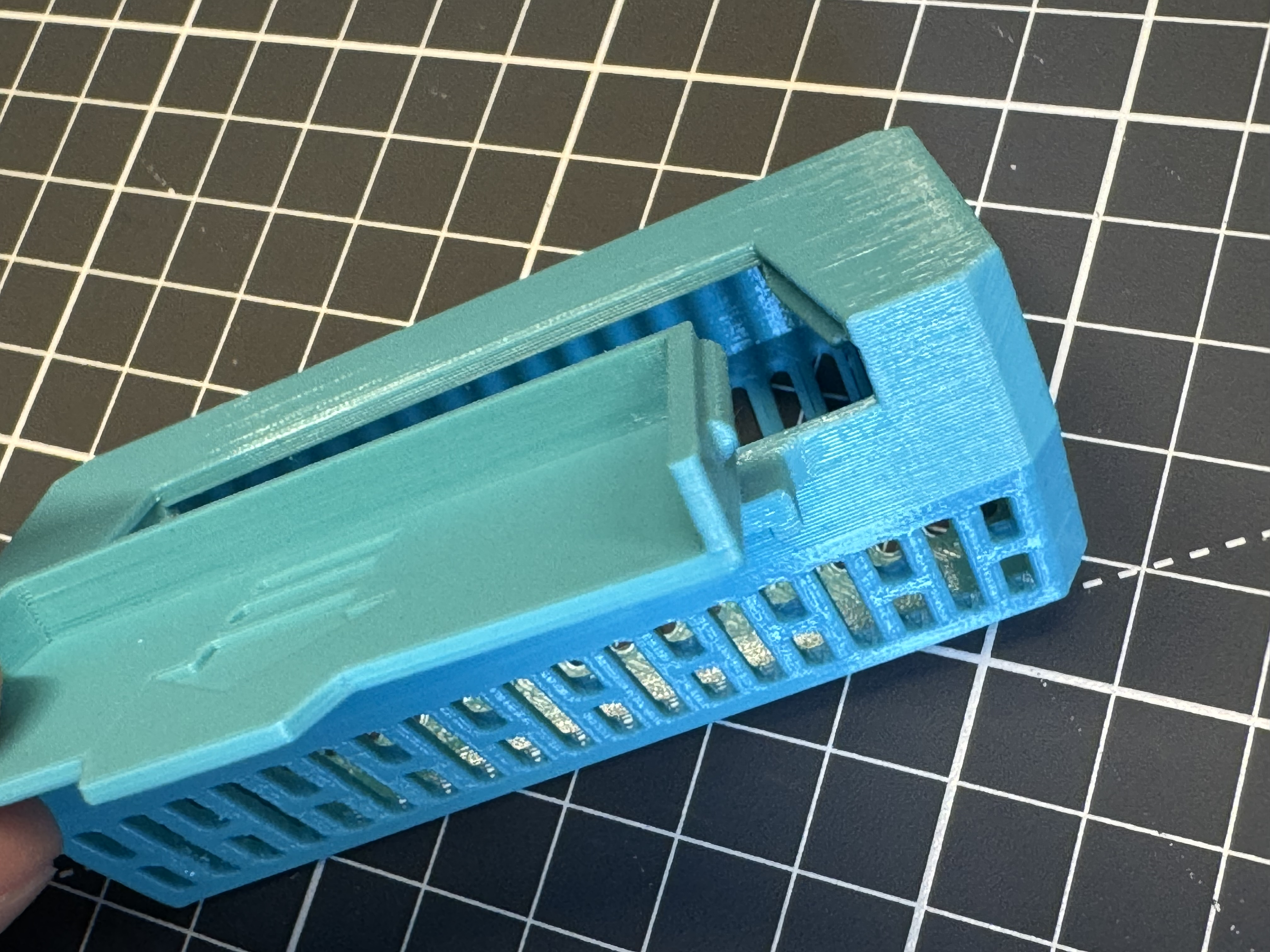 Miniatura 3 do modelo 3D PolyDryer Extra Desiccant Container