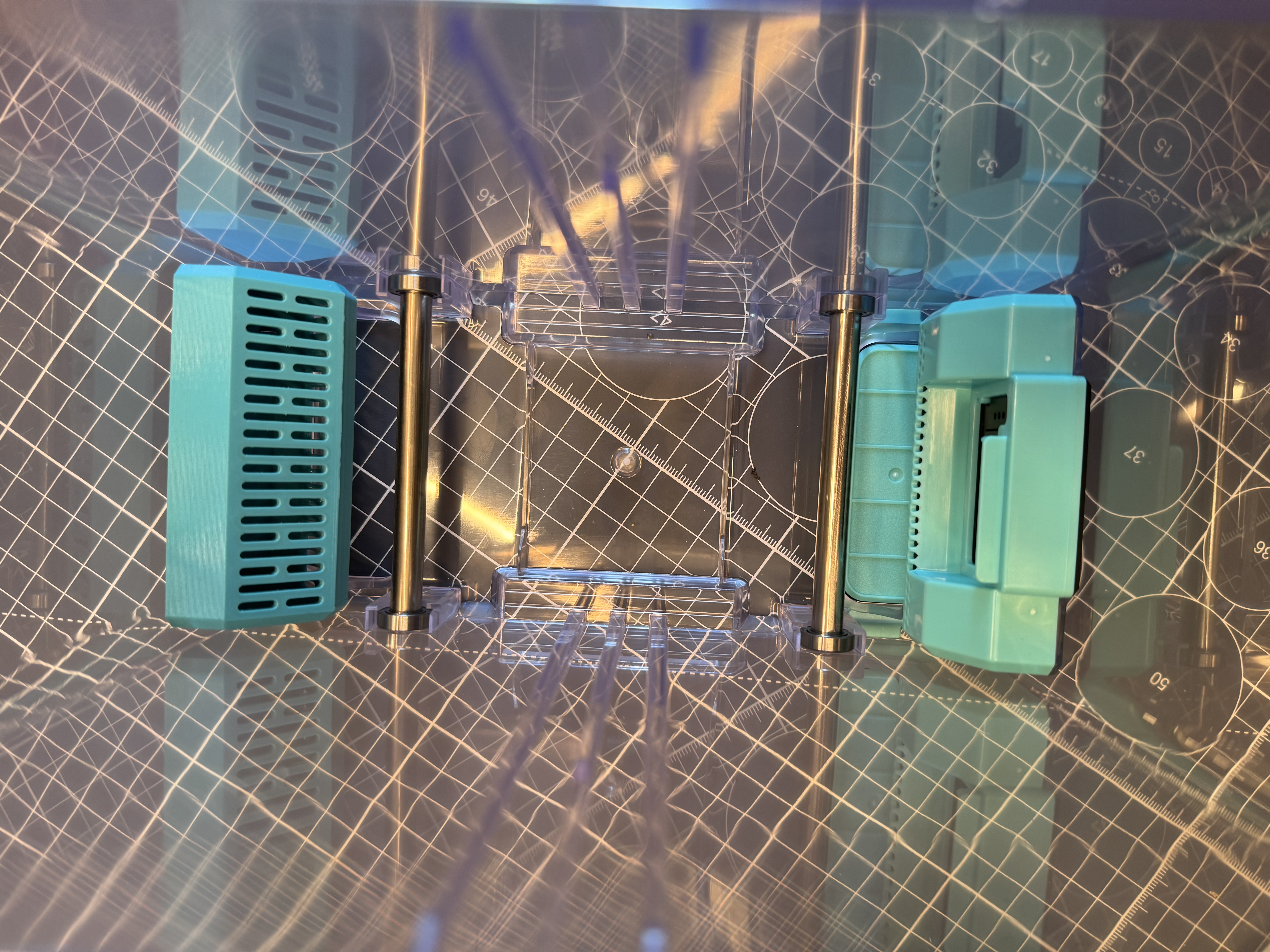 Miniatura 8 do modelo 3D PolyDryer Extra Desiccant Container