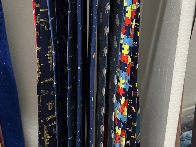 Tie Rack/Carousel