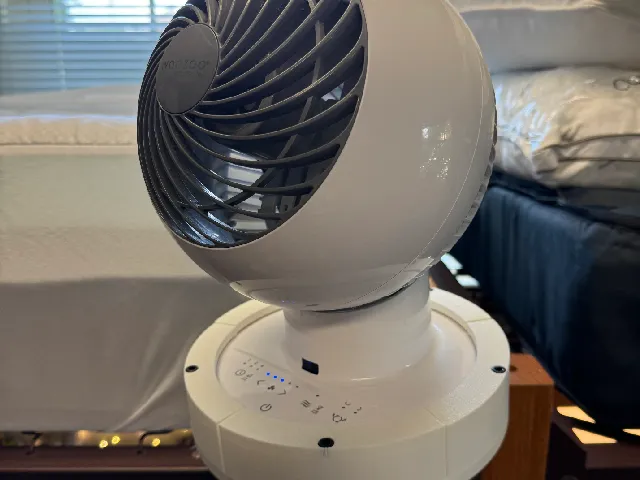 woozoo fan bedpost shelf