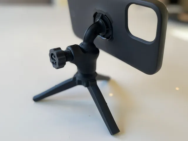 Quad lock tripod ball-mount
