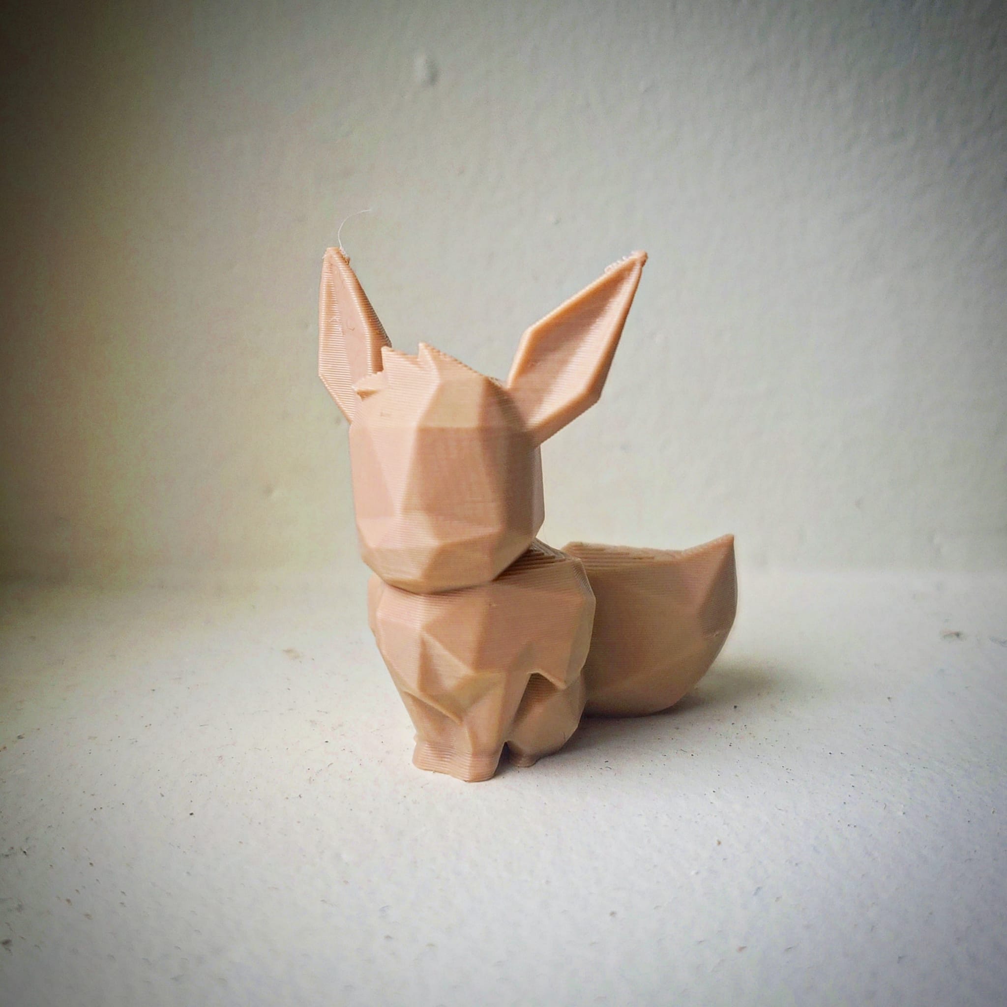 Eevee - low poly (pokemon)