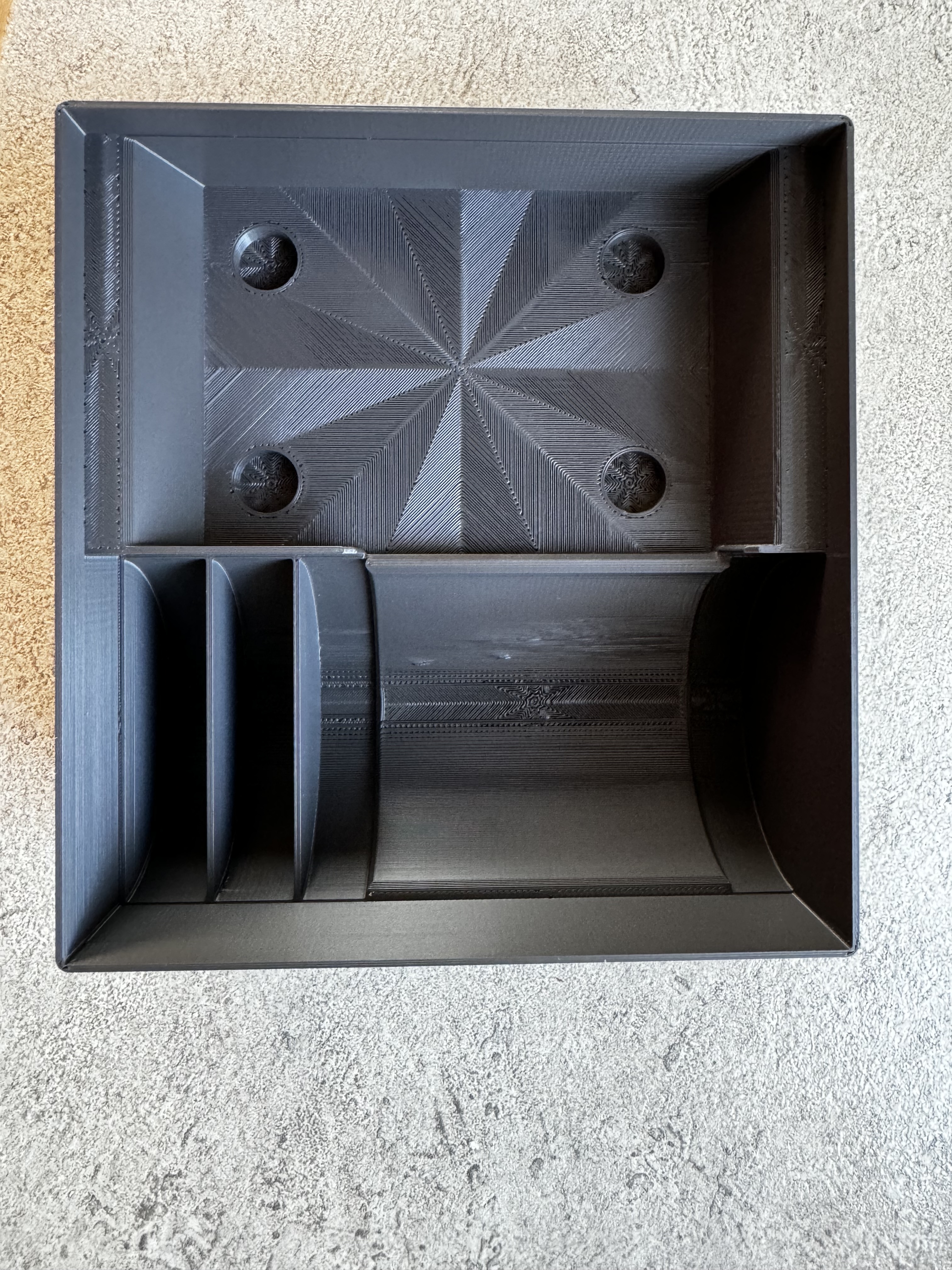 Miniatura 4 do modelo 3D Rolling knife sharpener box