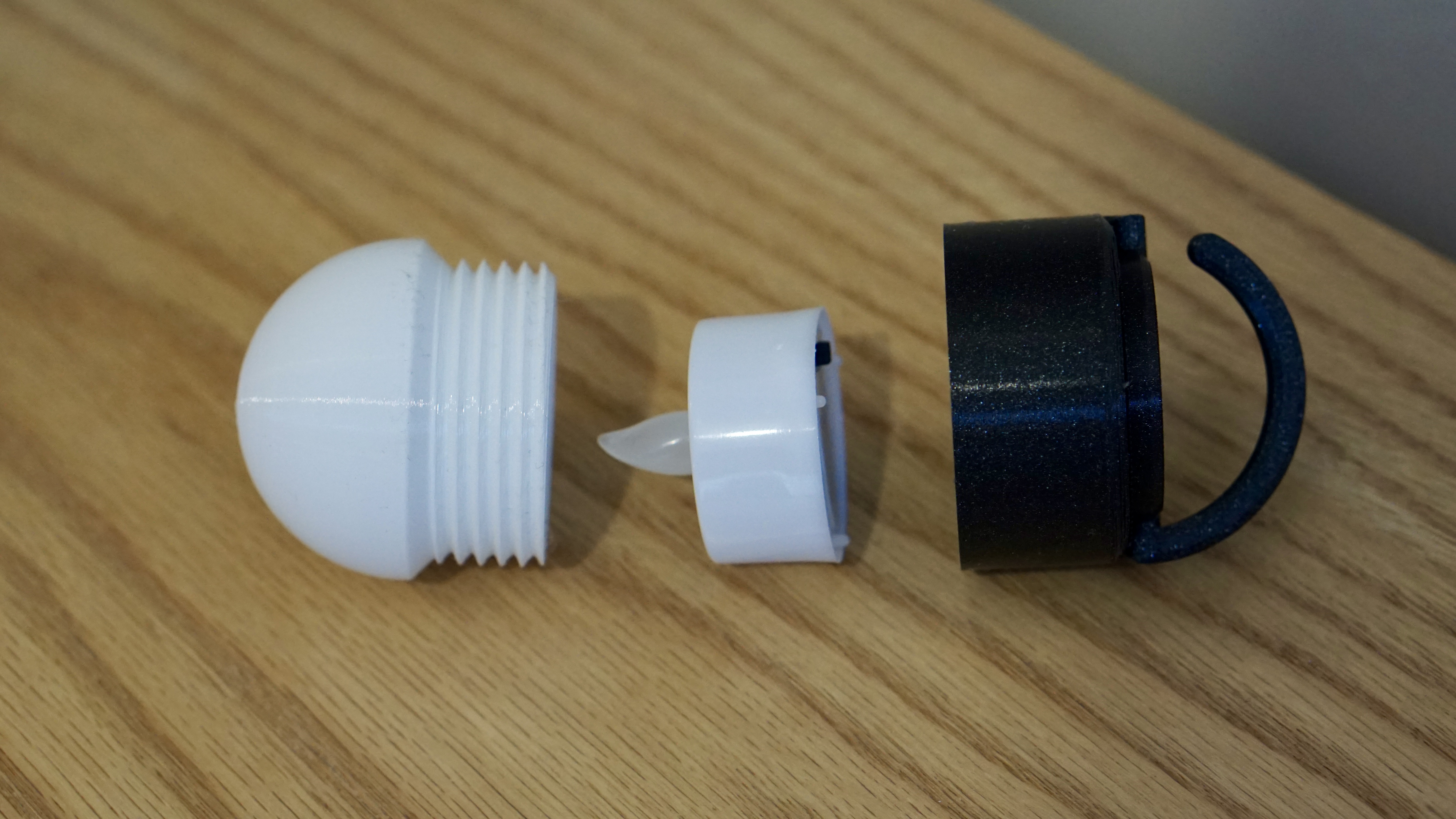 Miniatura 6 do modelo 3D Tent Light / Camping Lantern