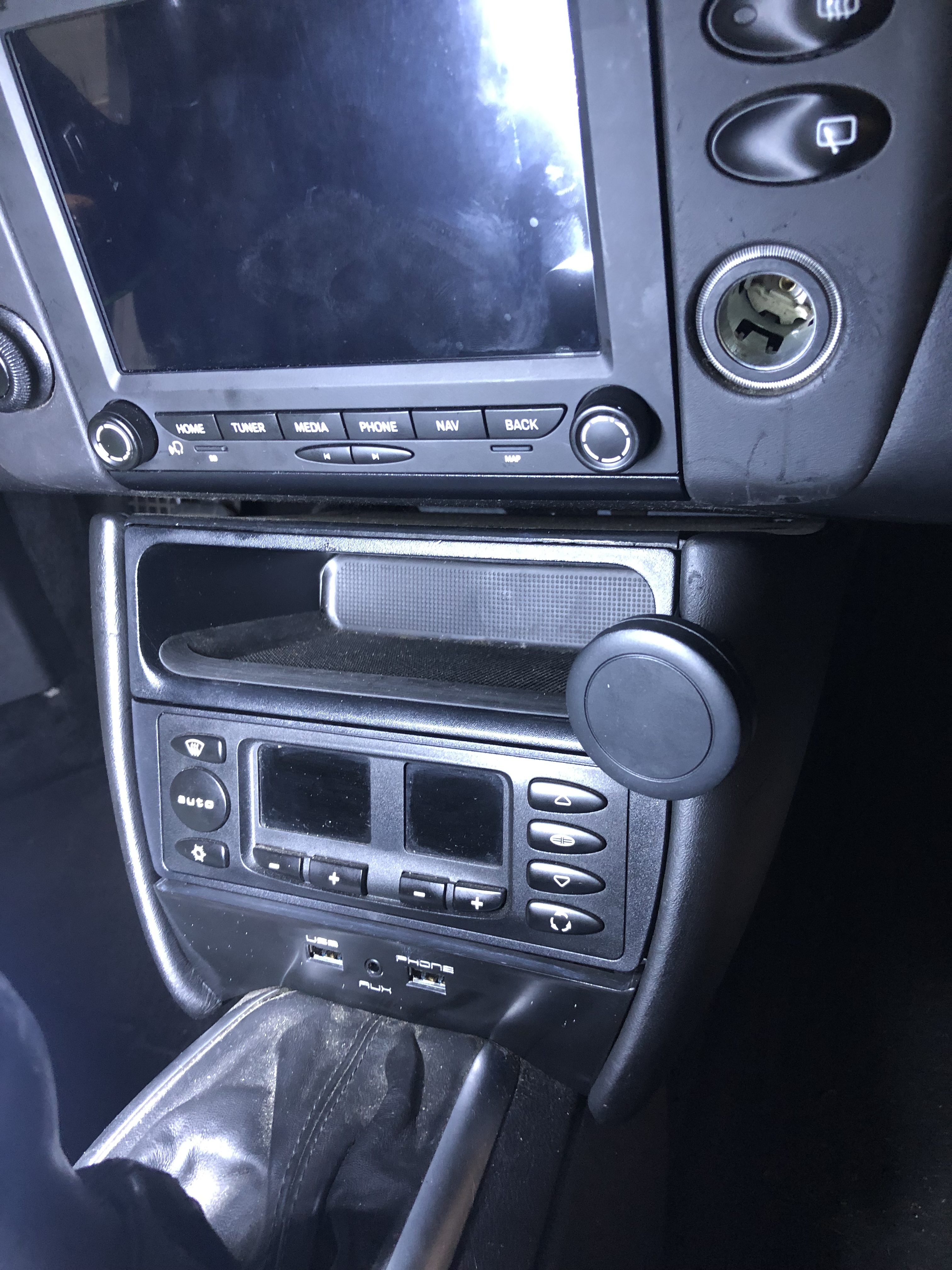 Porsche 996 Batwing Port for PCCM Plus Radio Upgrade