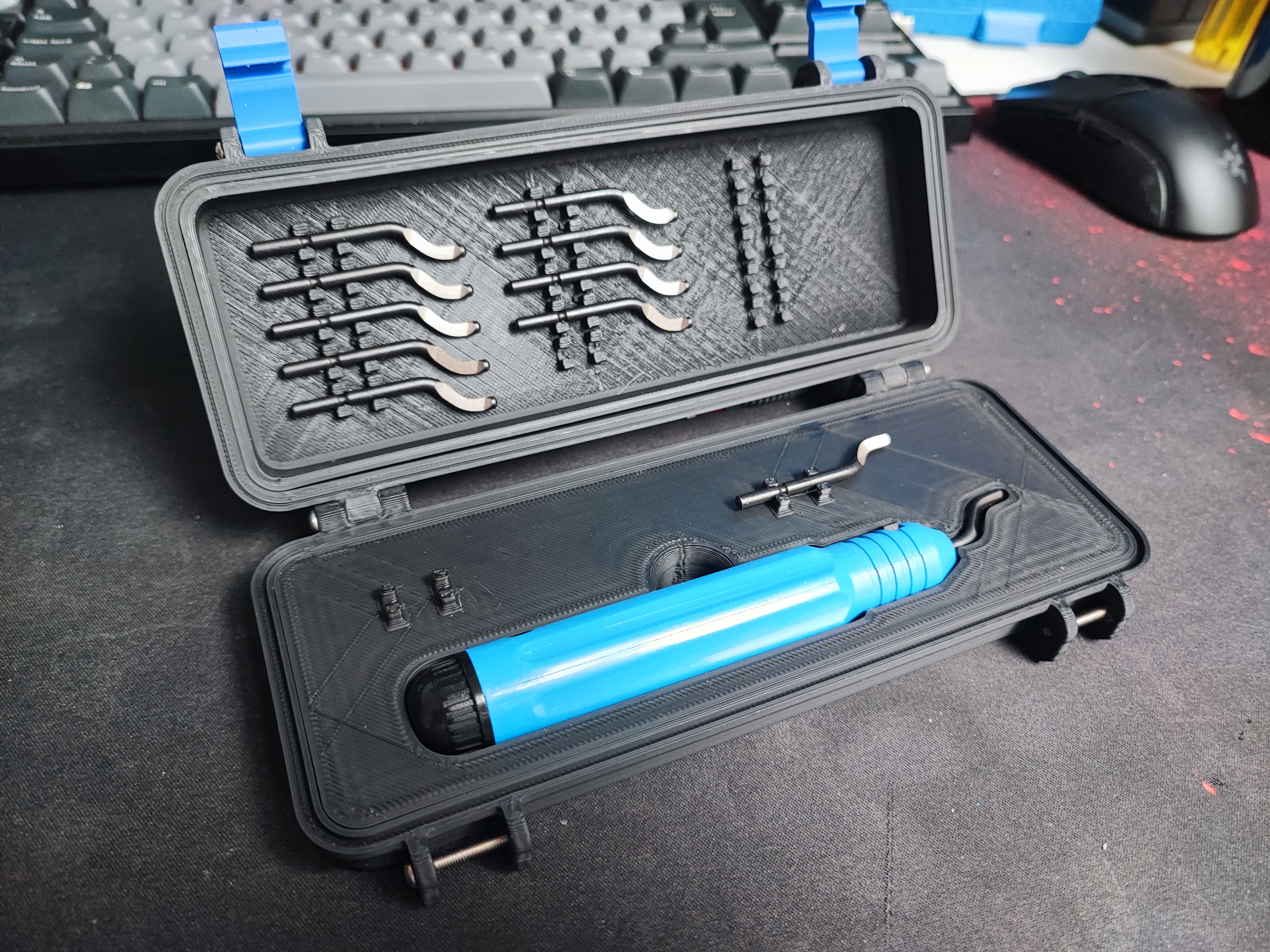 NB1100 Deburring Tool & Blade Insert for Rugged Case 3D model thumbnail
