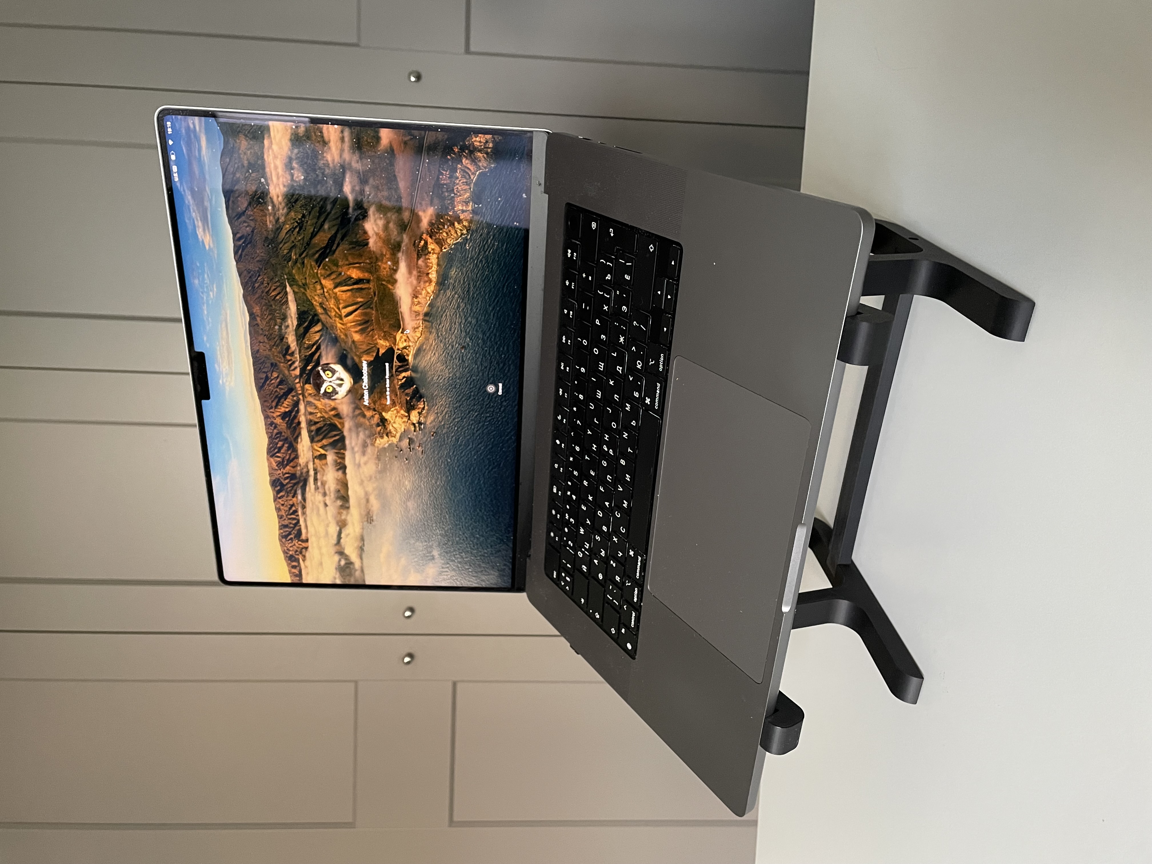 15inch Laptop Raised Stand