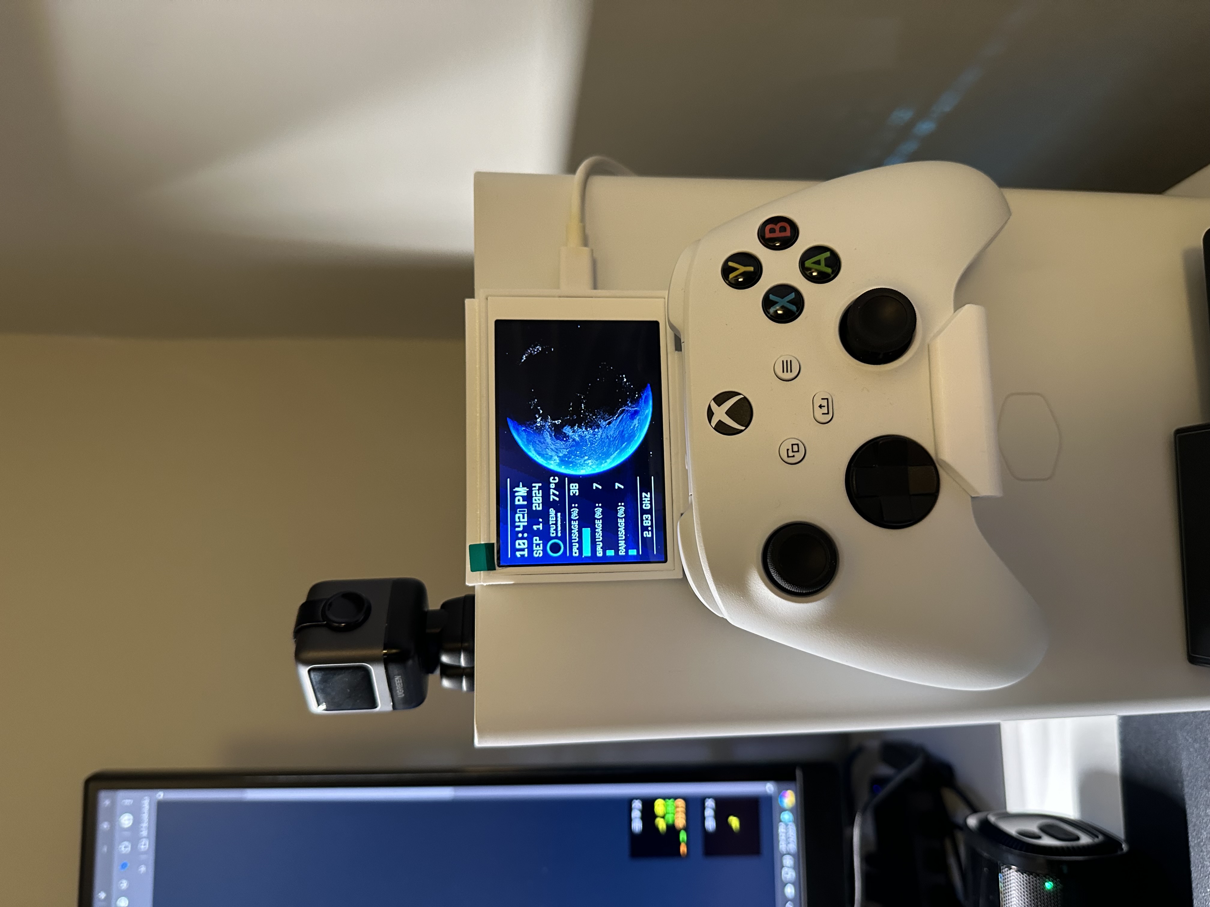 NR200/NR200P LCD and Controller Holder