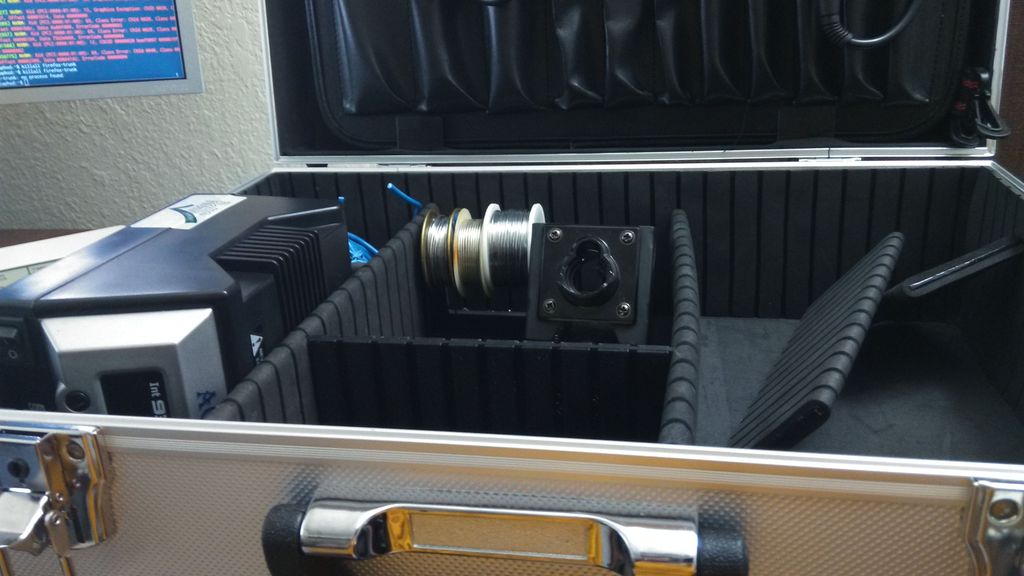 Parametric Dividers for Harbor Freight Aluminum Cases by patshead