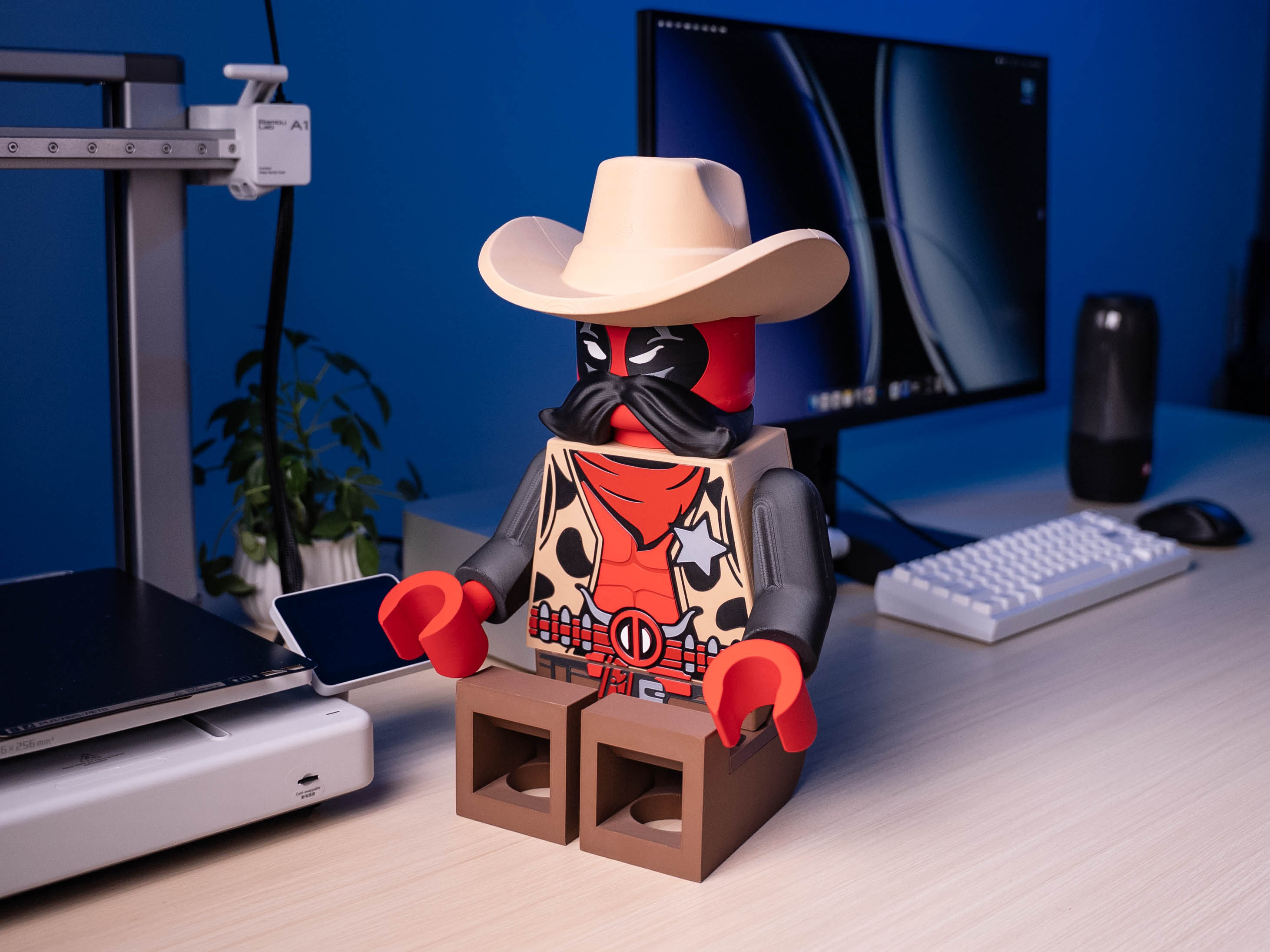 Sheriff Deadpool Modular Figure — thumbnail 10