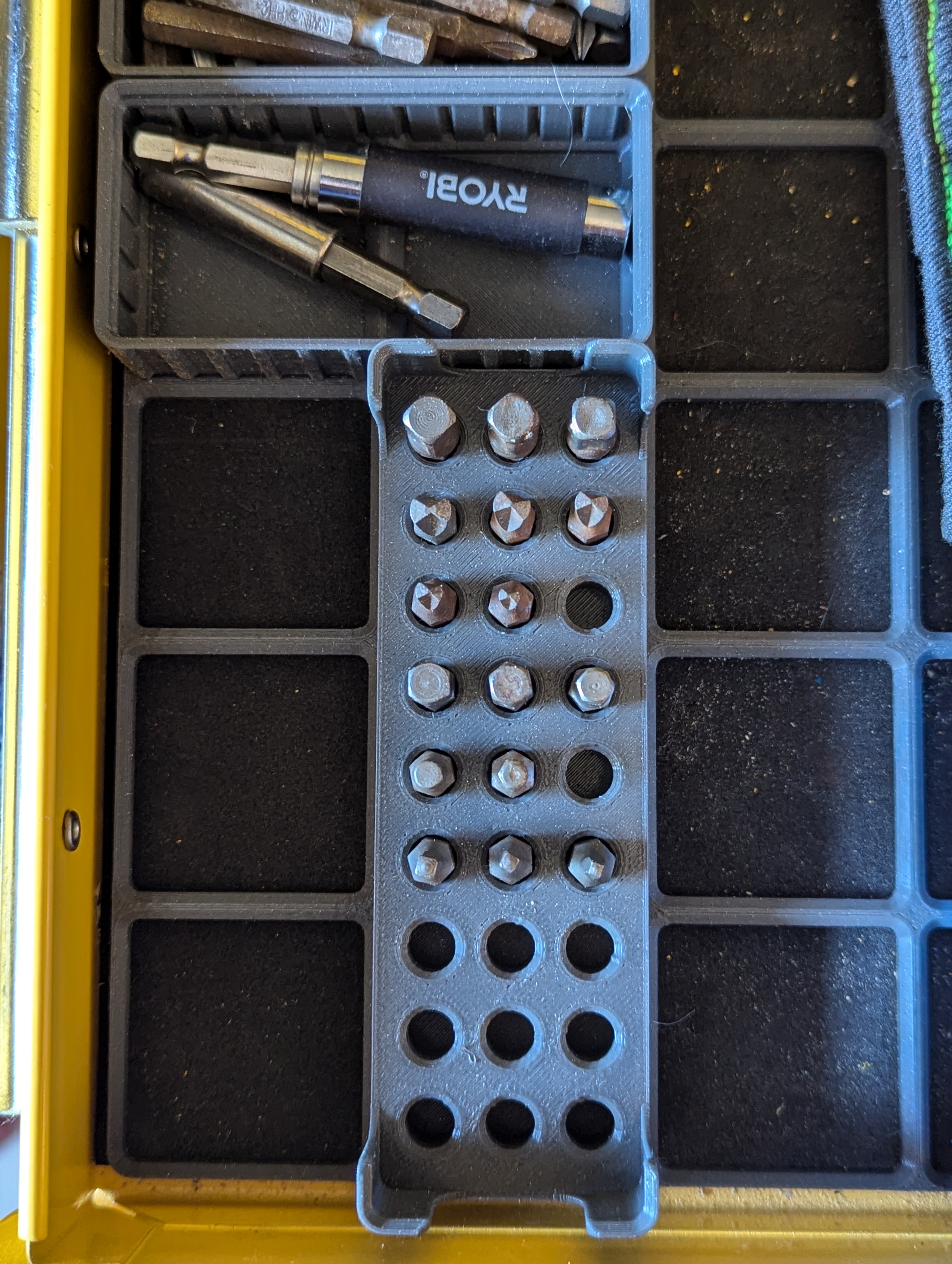 Miniatura 2 do modelo 3D Gridfinity Hex Bit Tray Stackable 1x3x4