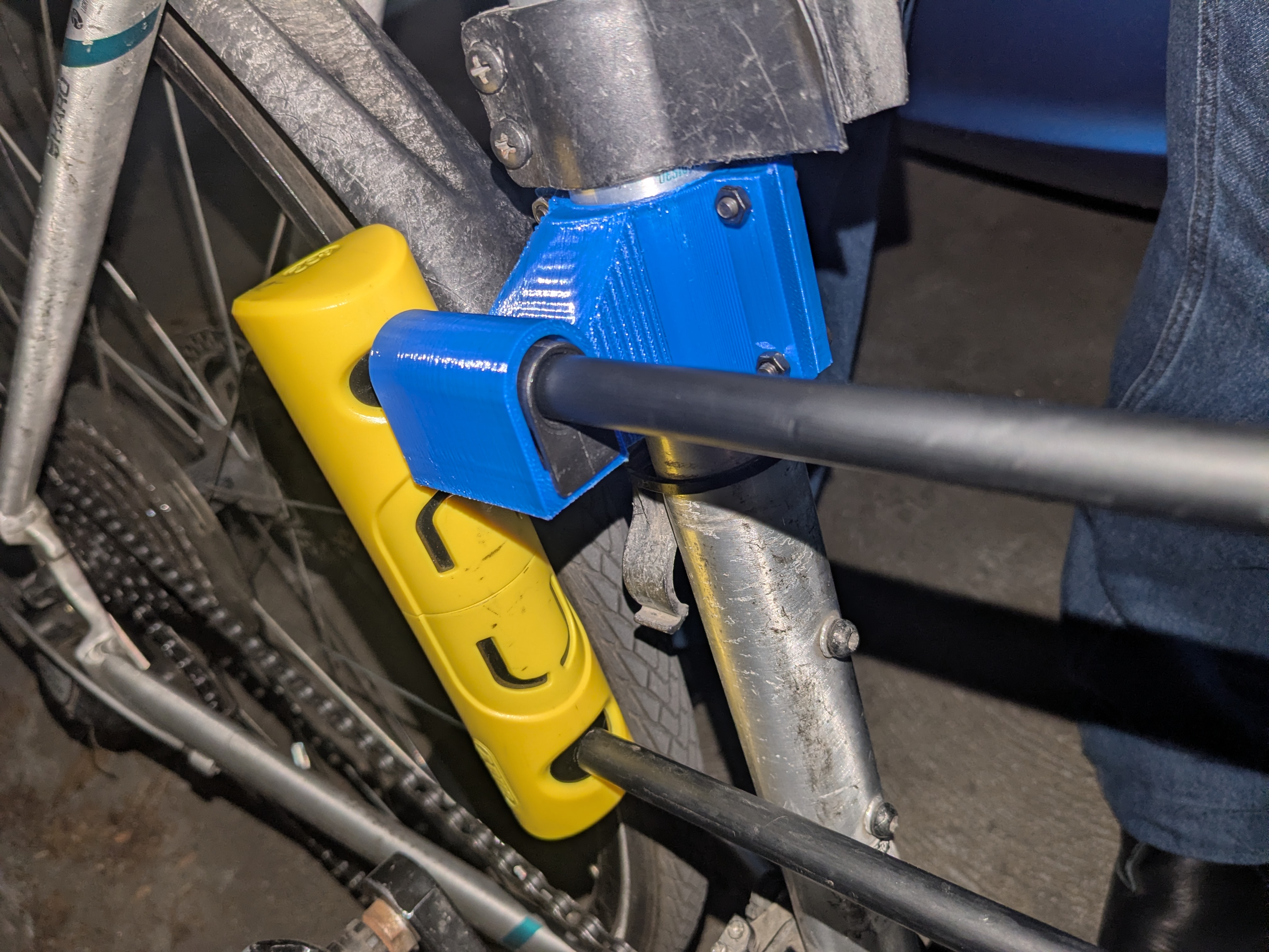 Abus 402 bike lock holder