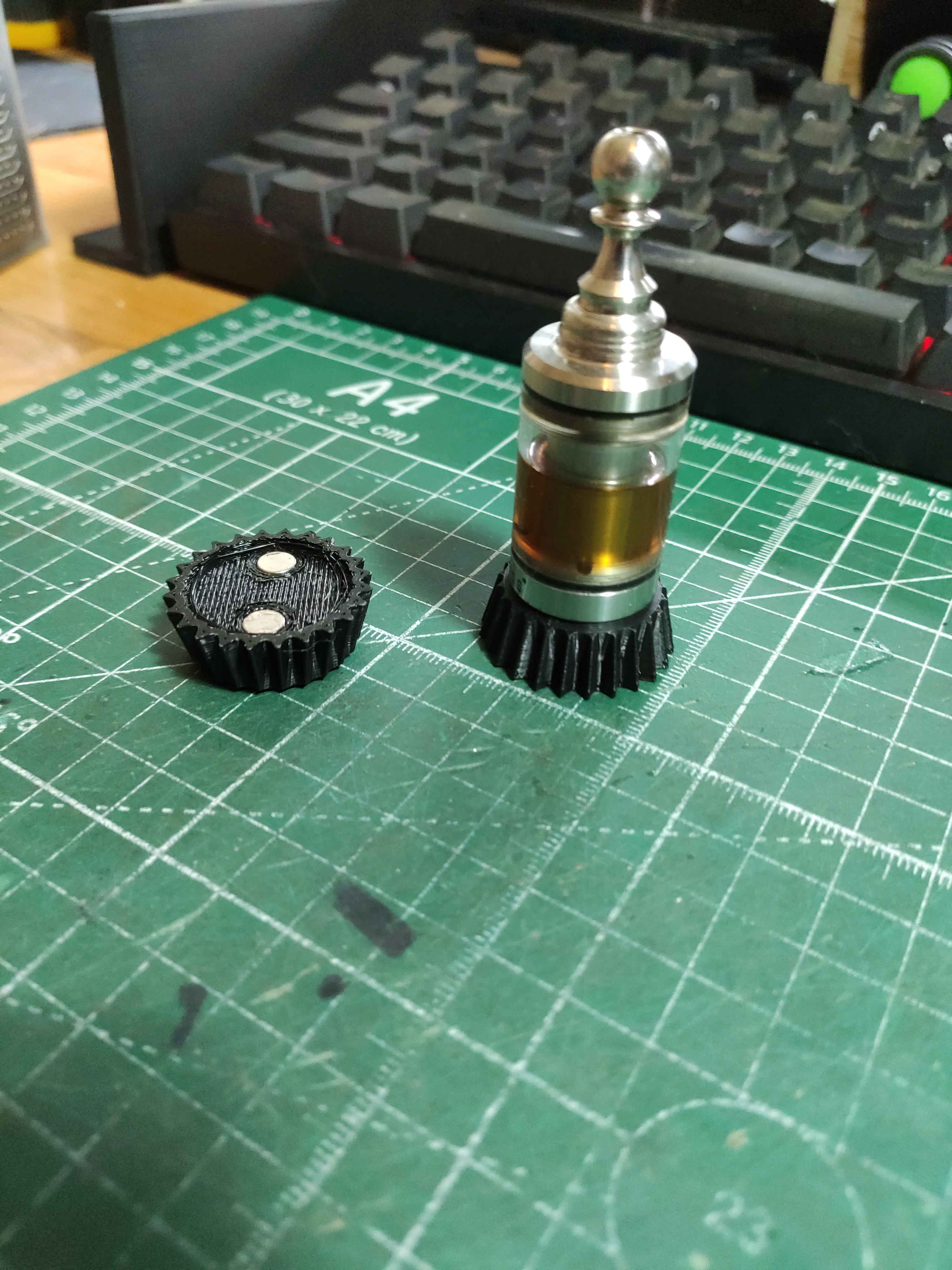 magnetic atomizer stand