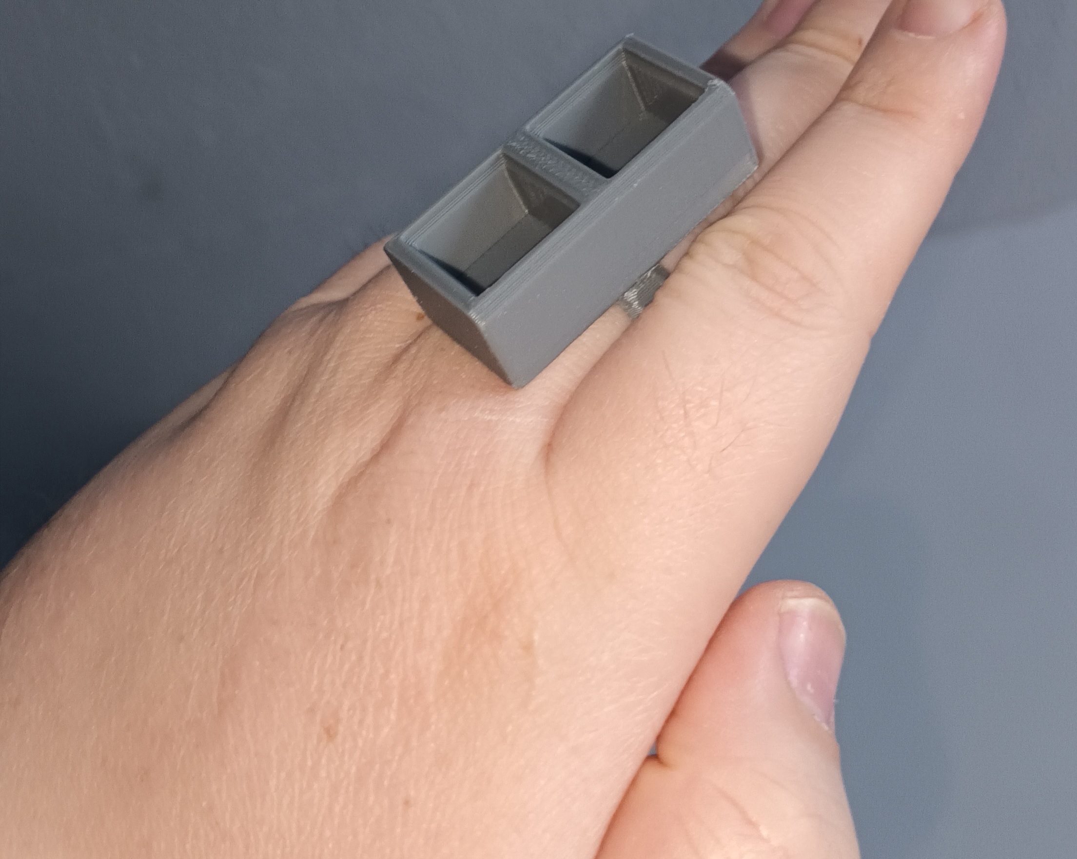 Double Keyswitch Fidget Ring — thumbnail 4