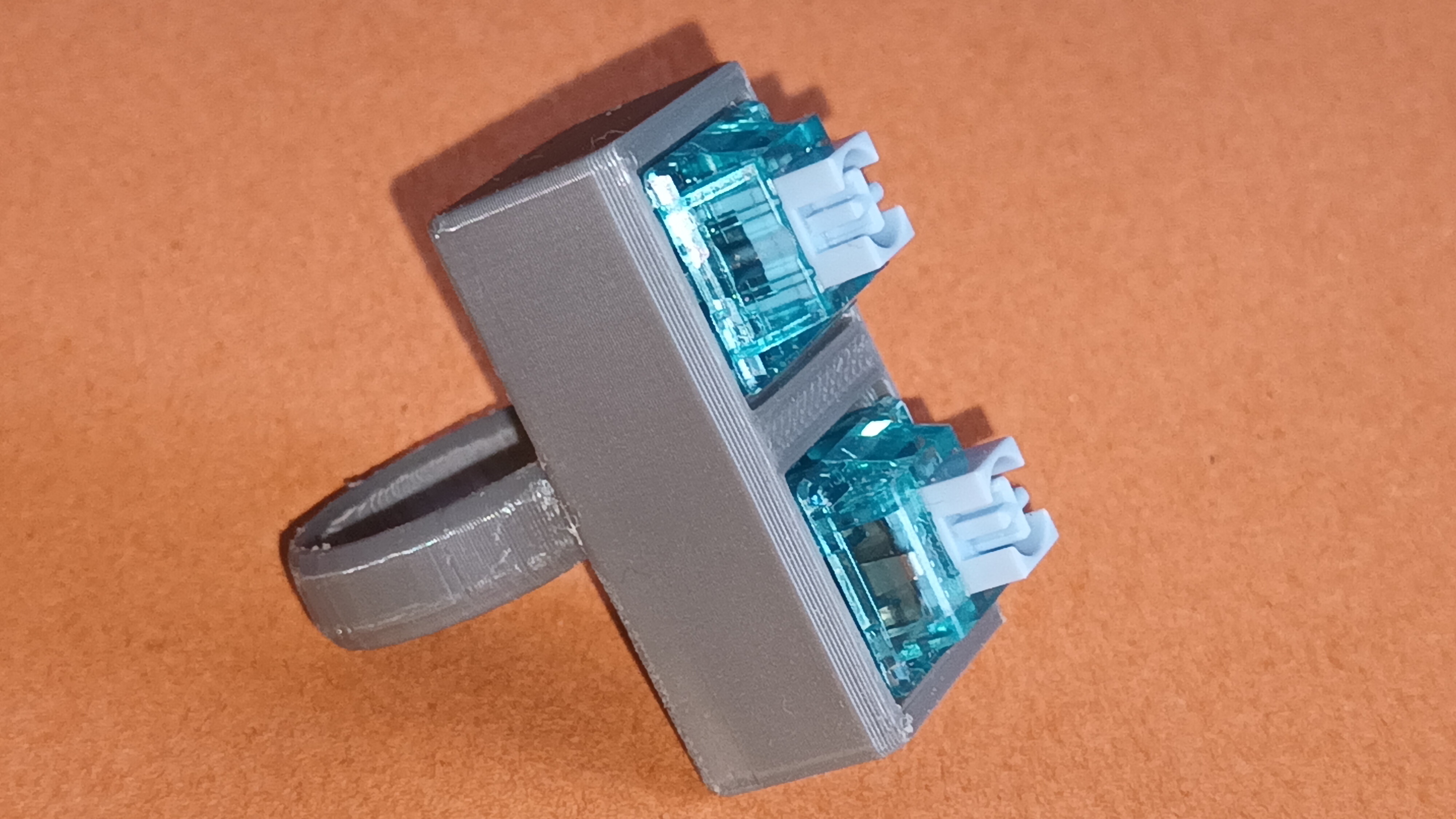 Double Keyswitch Fidget Ring — thumbnail 2