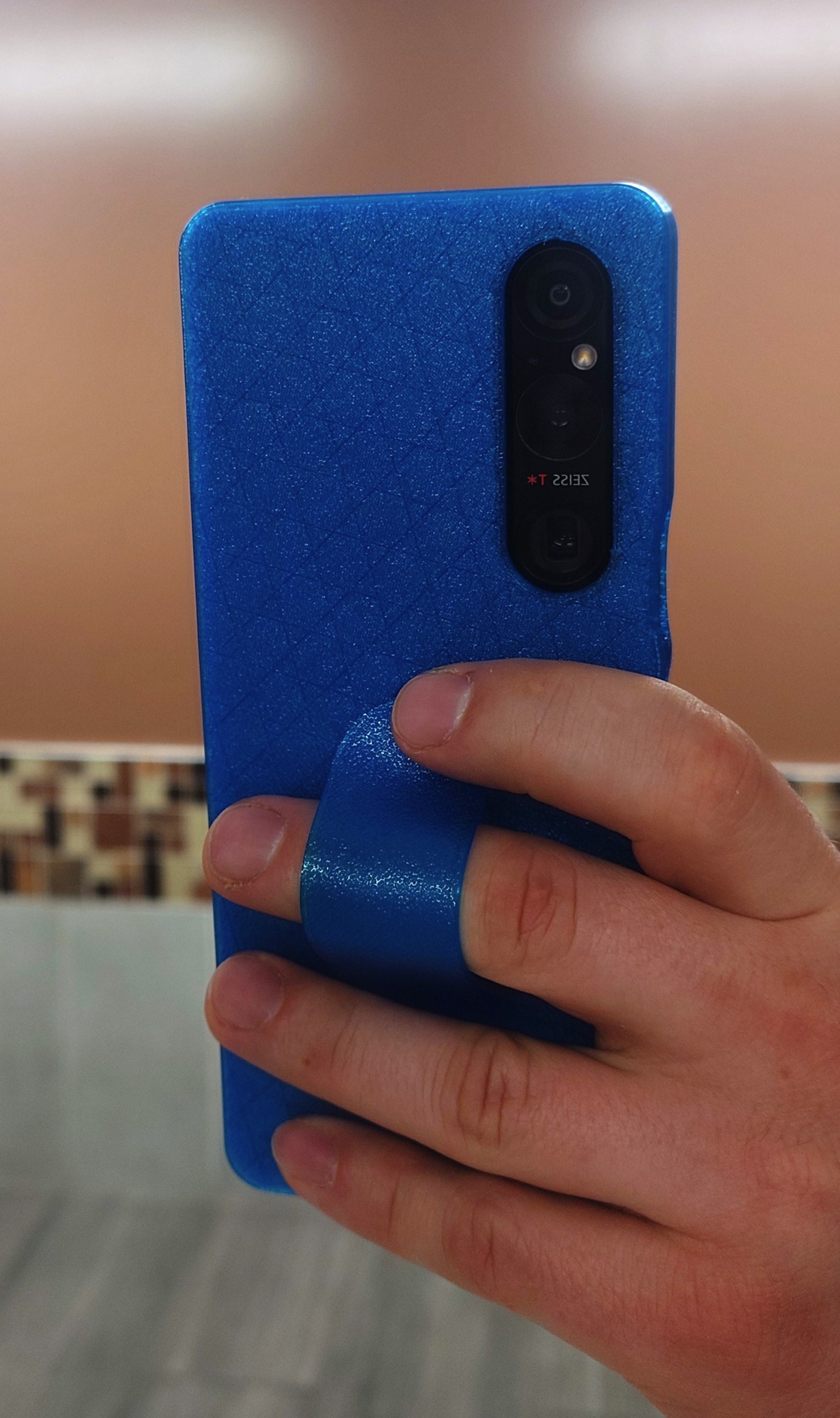 Sony Xperia 1 V Phone Case With Finger Strap