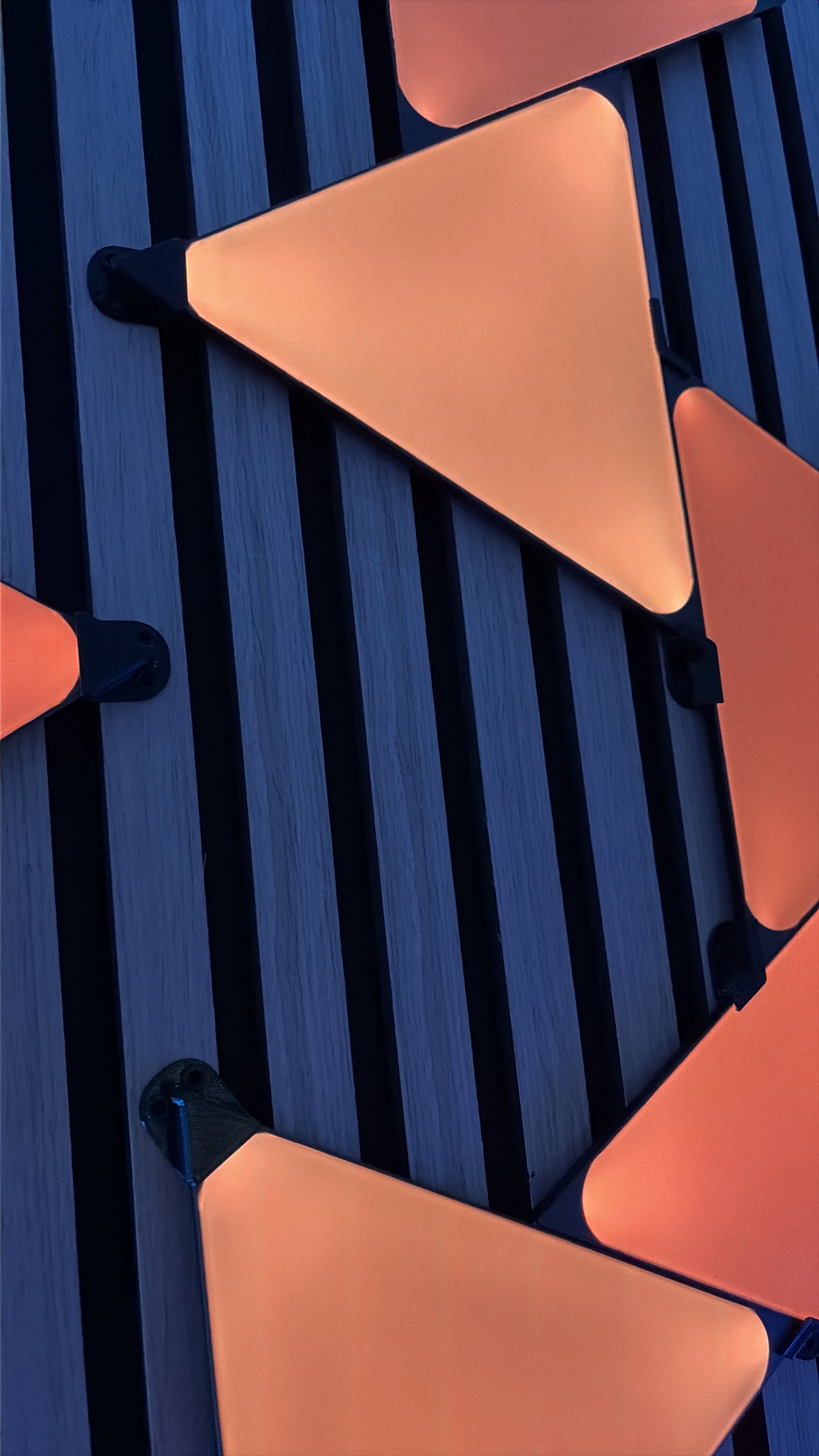 Nanoleaf triangle shapes clips