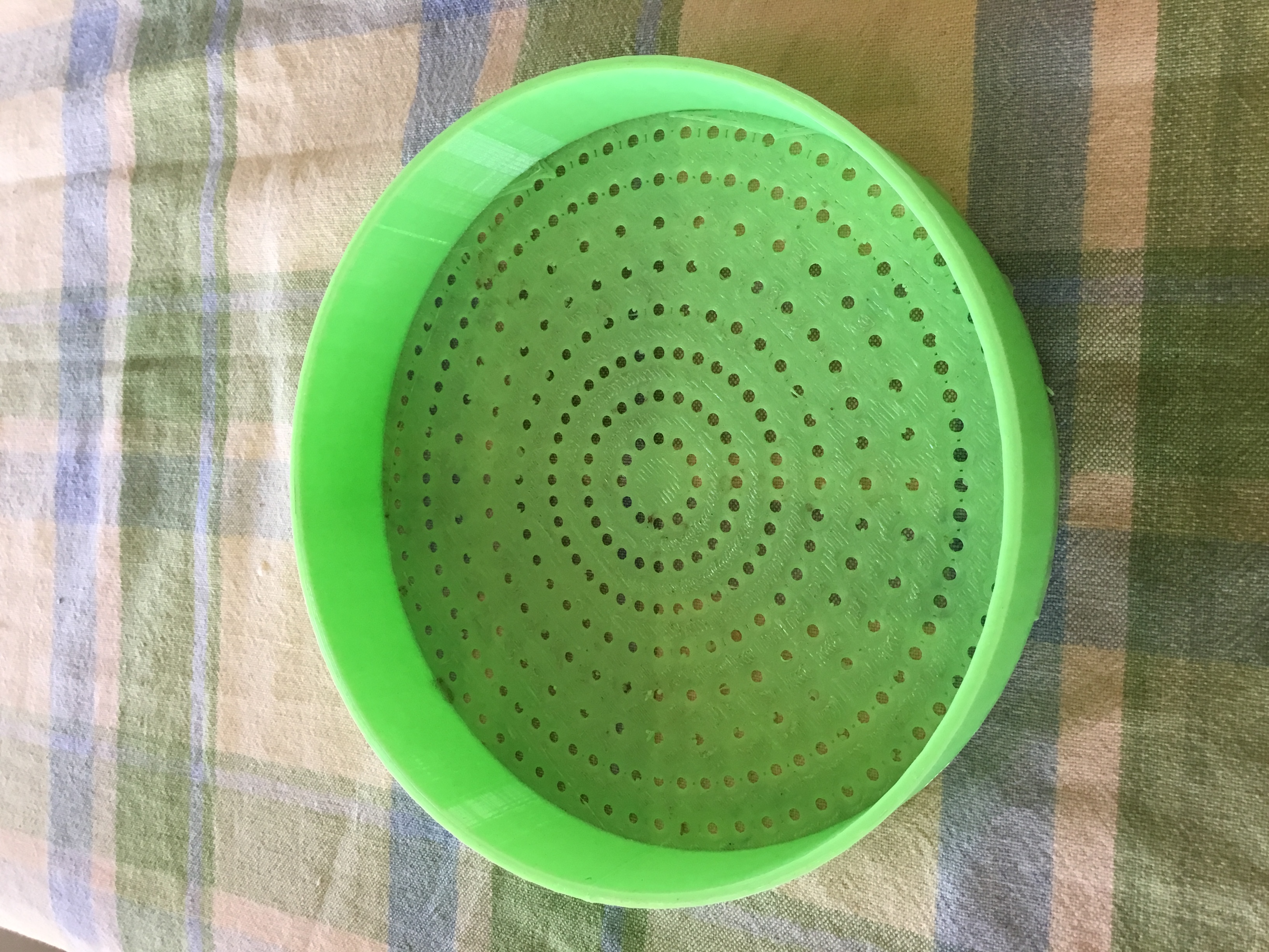 4mm yuvarlak delik (170mm çapında elek) (Sadece Plastik Aparattır!!!)