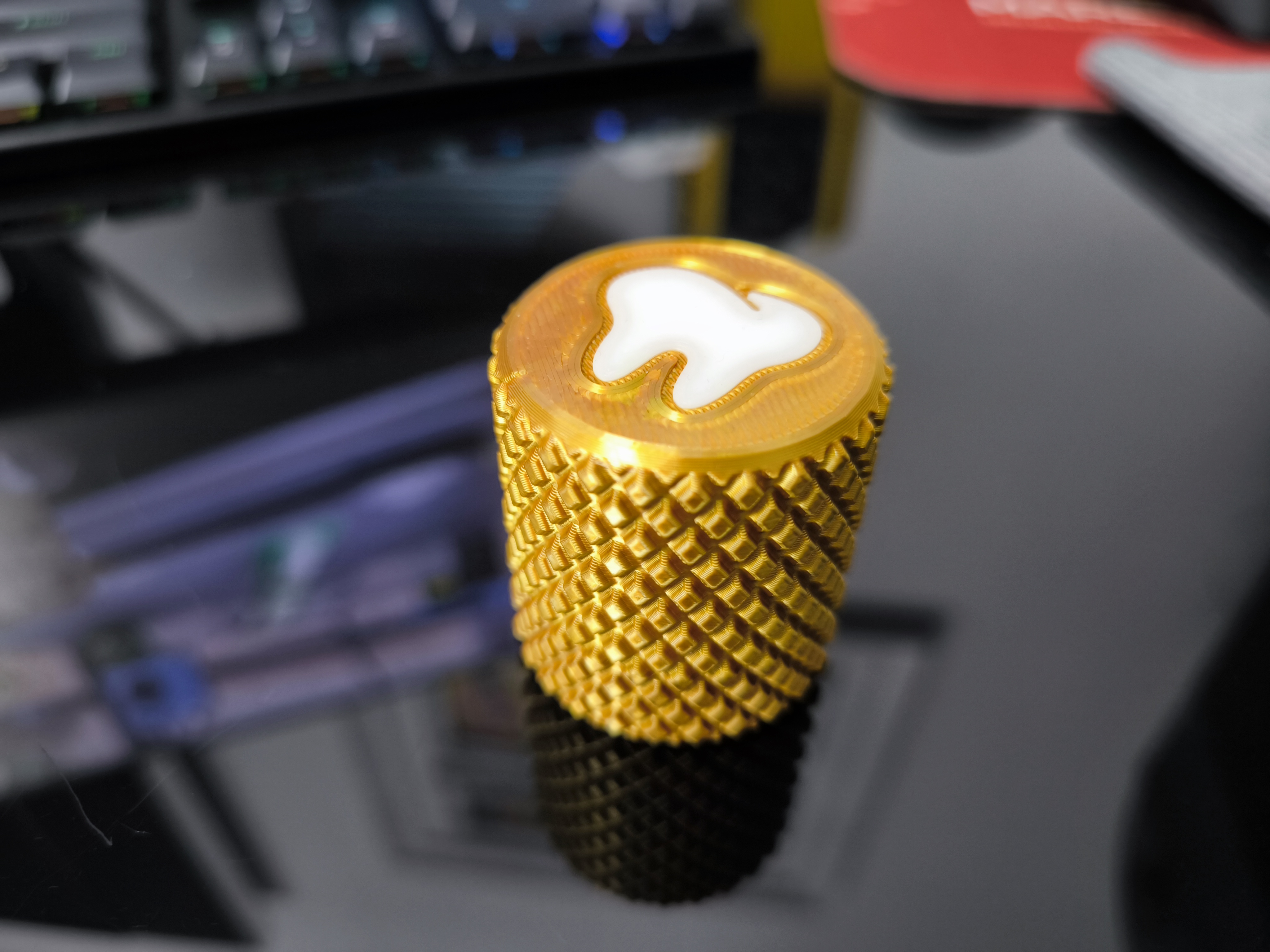 Miniatura 2 do modelo 3D Knurled Container Tooth Edition