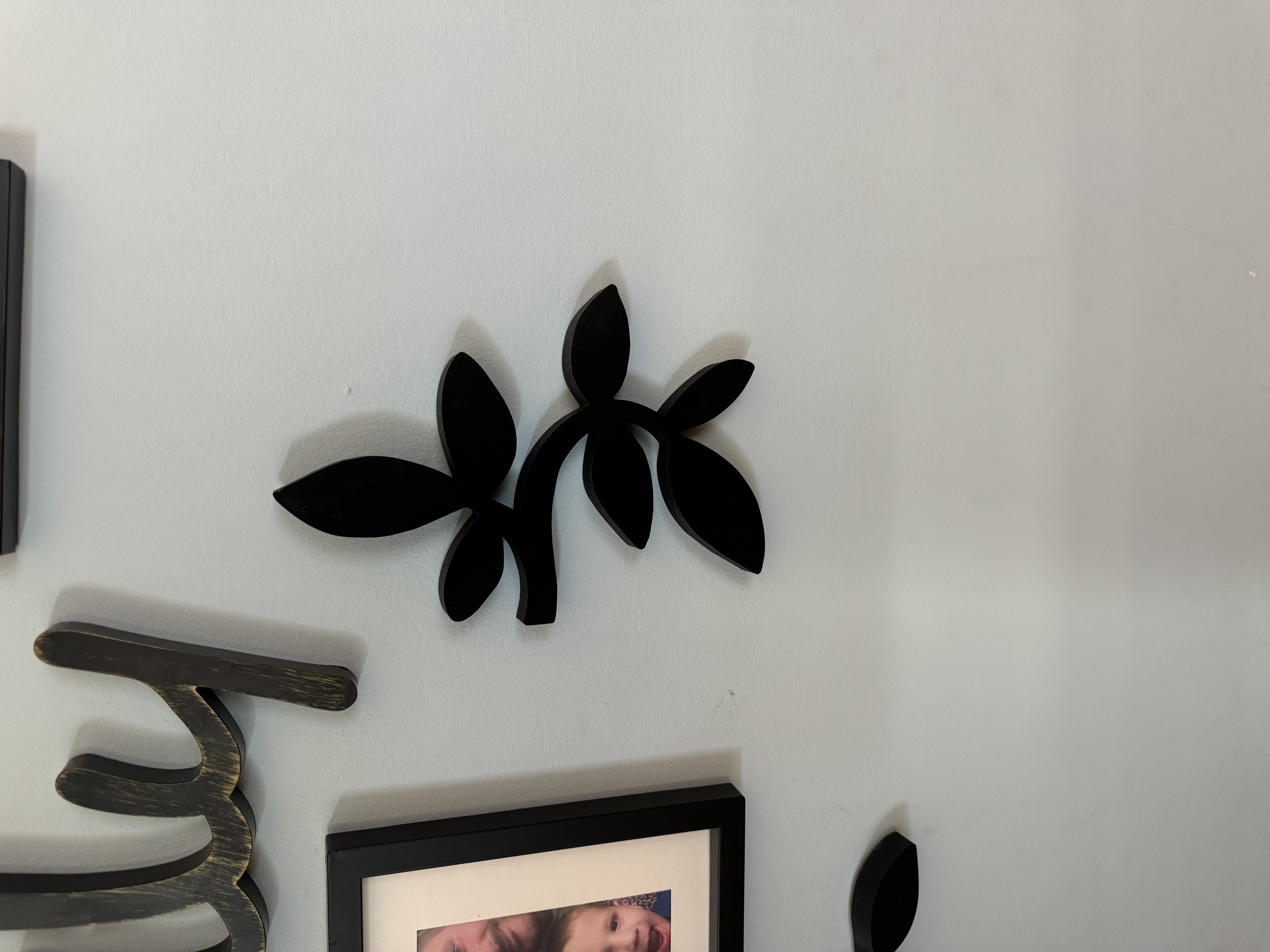 Family Photo Frame Wall Decor - Leaves