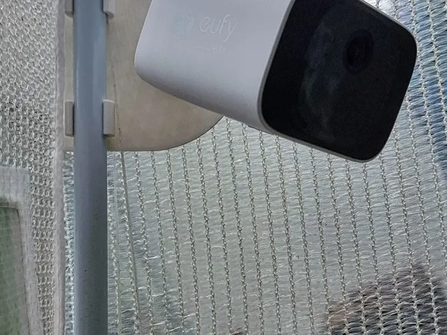 Vegepod cover mount for Eufy Solocam C210
