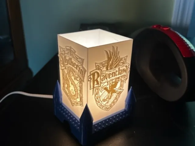 Hogwarts House desk lamp