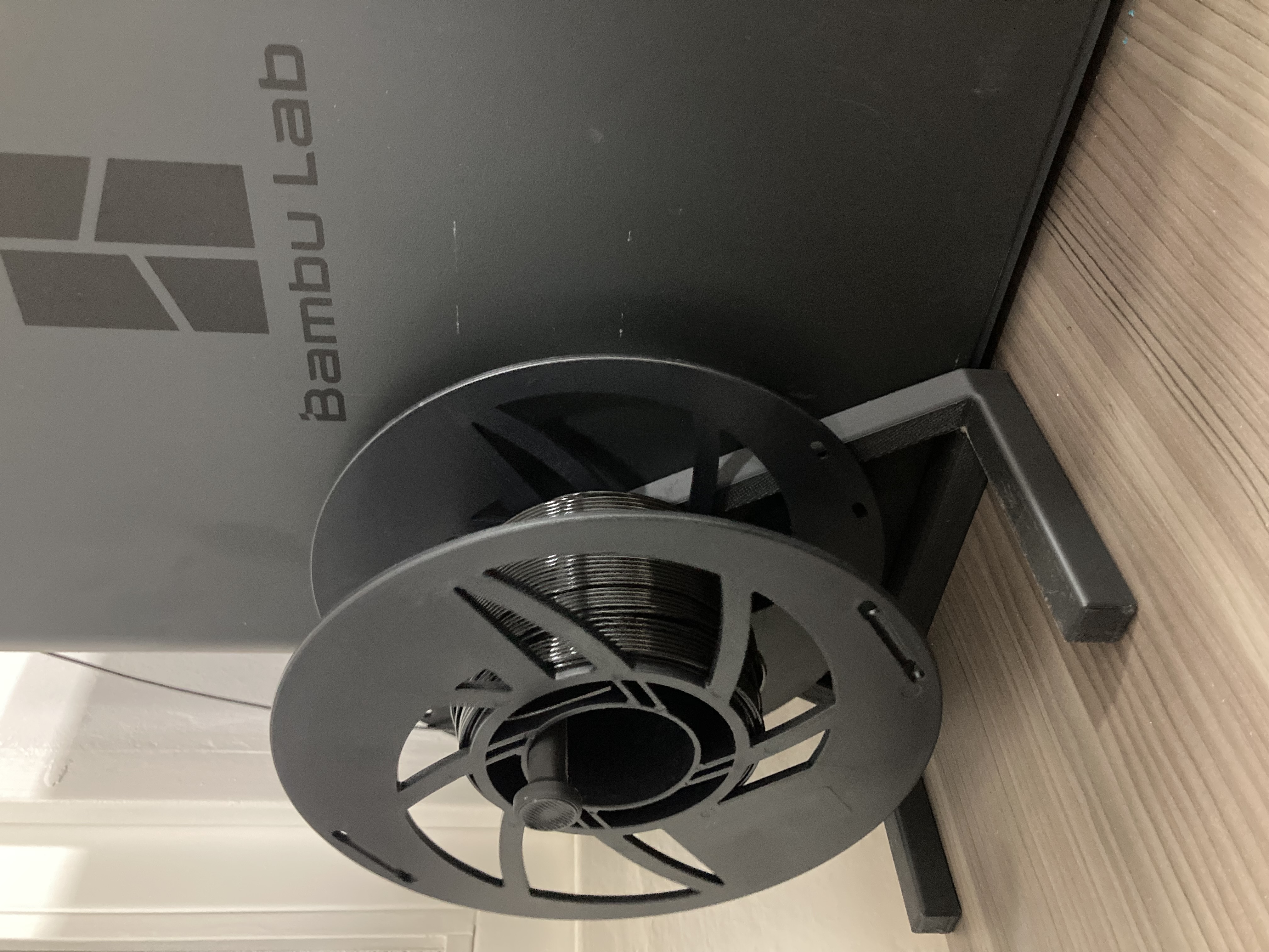 Minimalistic Spool Holder