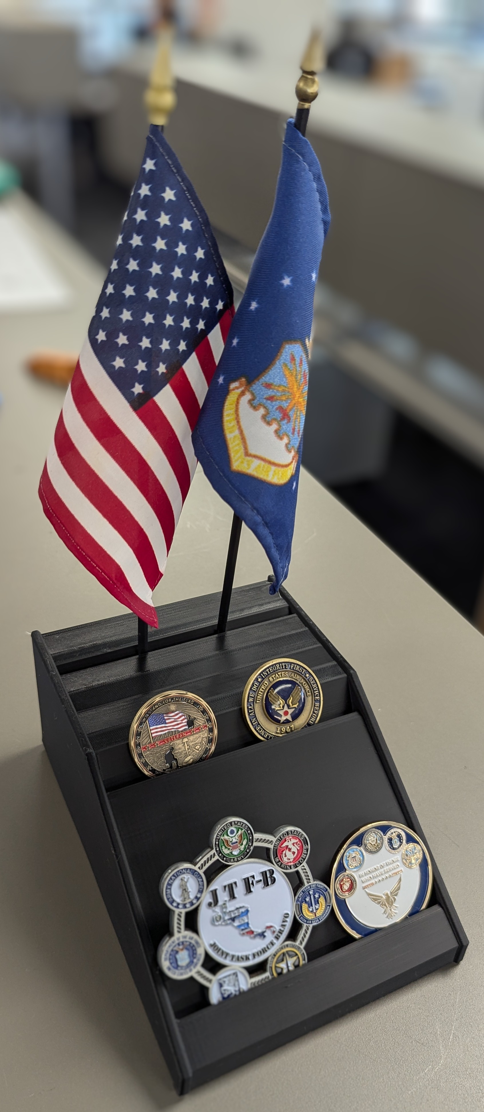 XL Challenge Coin Rack