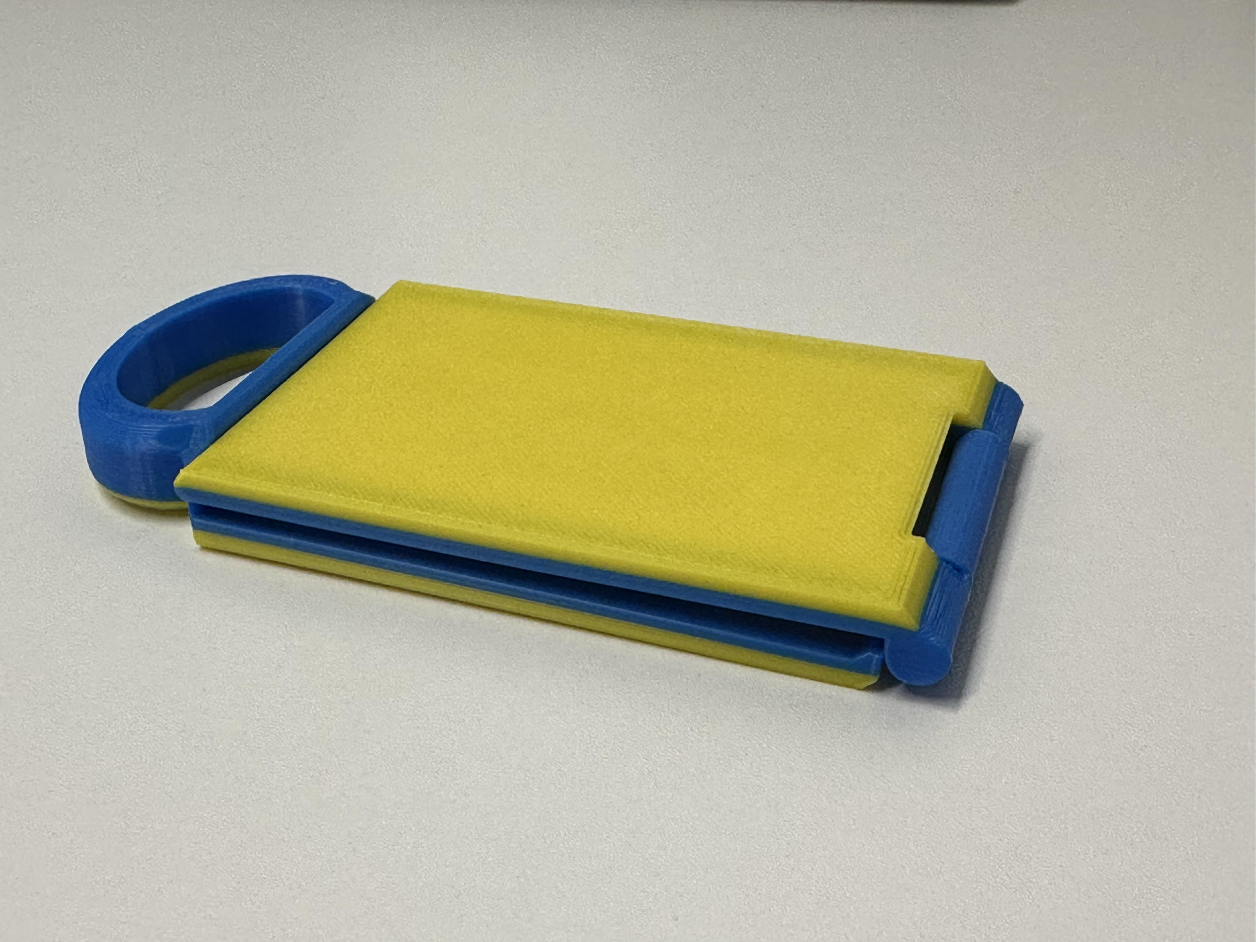Luggage Tag with Hinge