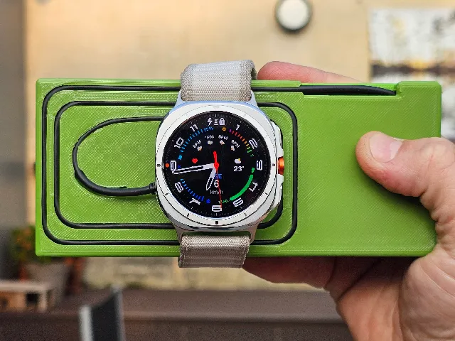 Samsung Galaxy Watch (Ultra) fast charging powerdock
