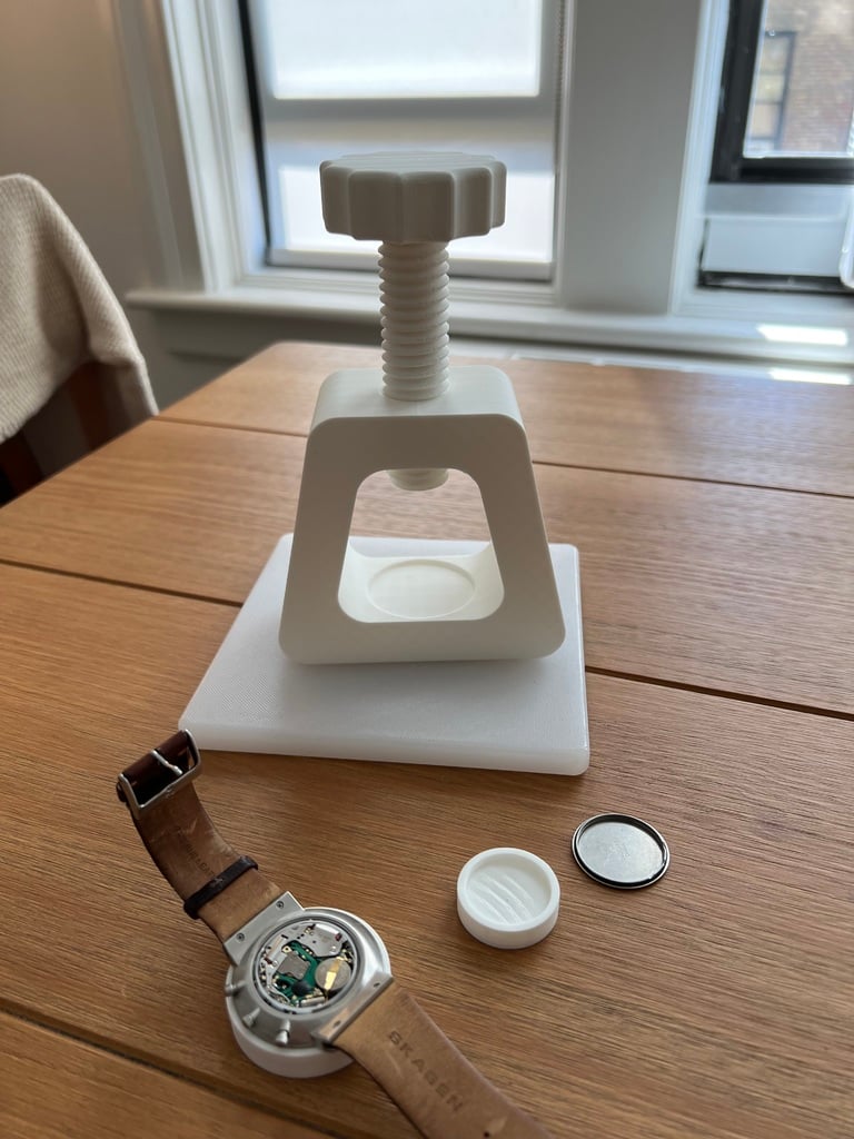 Miniatura 2 do modelo 3D Fully Printed Watch Press
