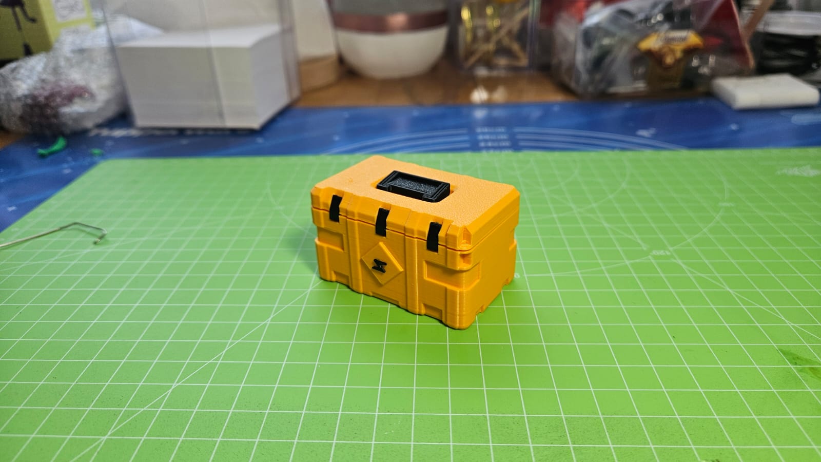 Counter Strike lootbox por GemoGens | Descargar modelo STL gratuito ...