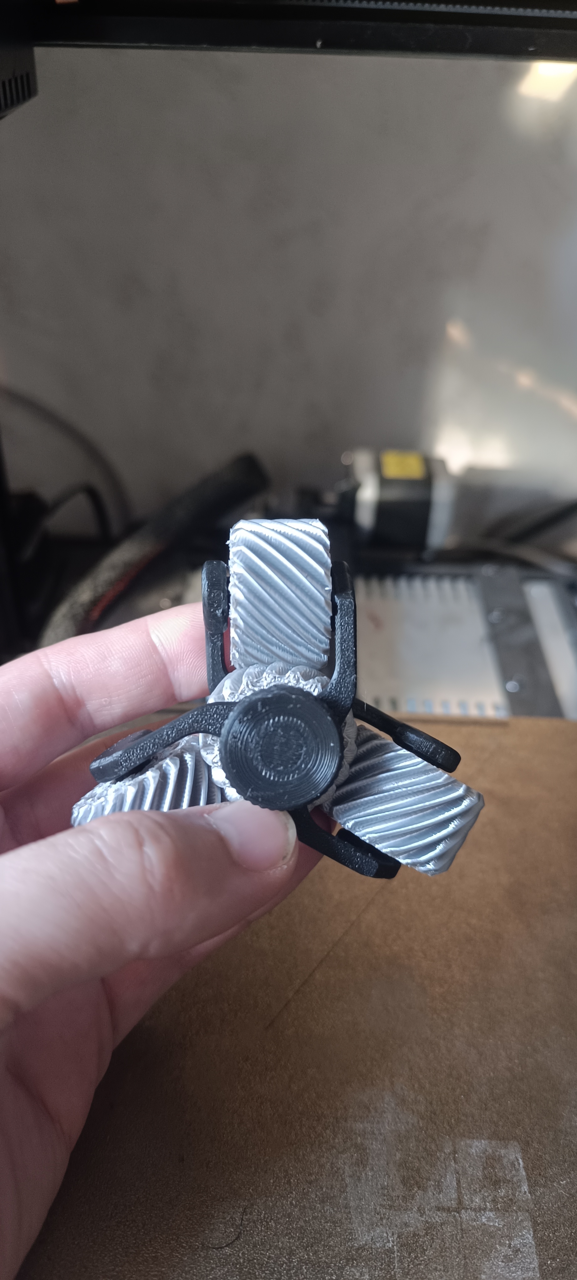 Miniatura 3 do modelo 3D Gear spinner fixed