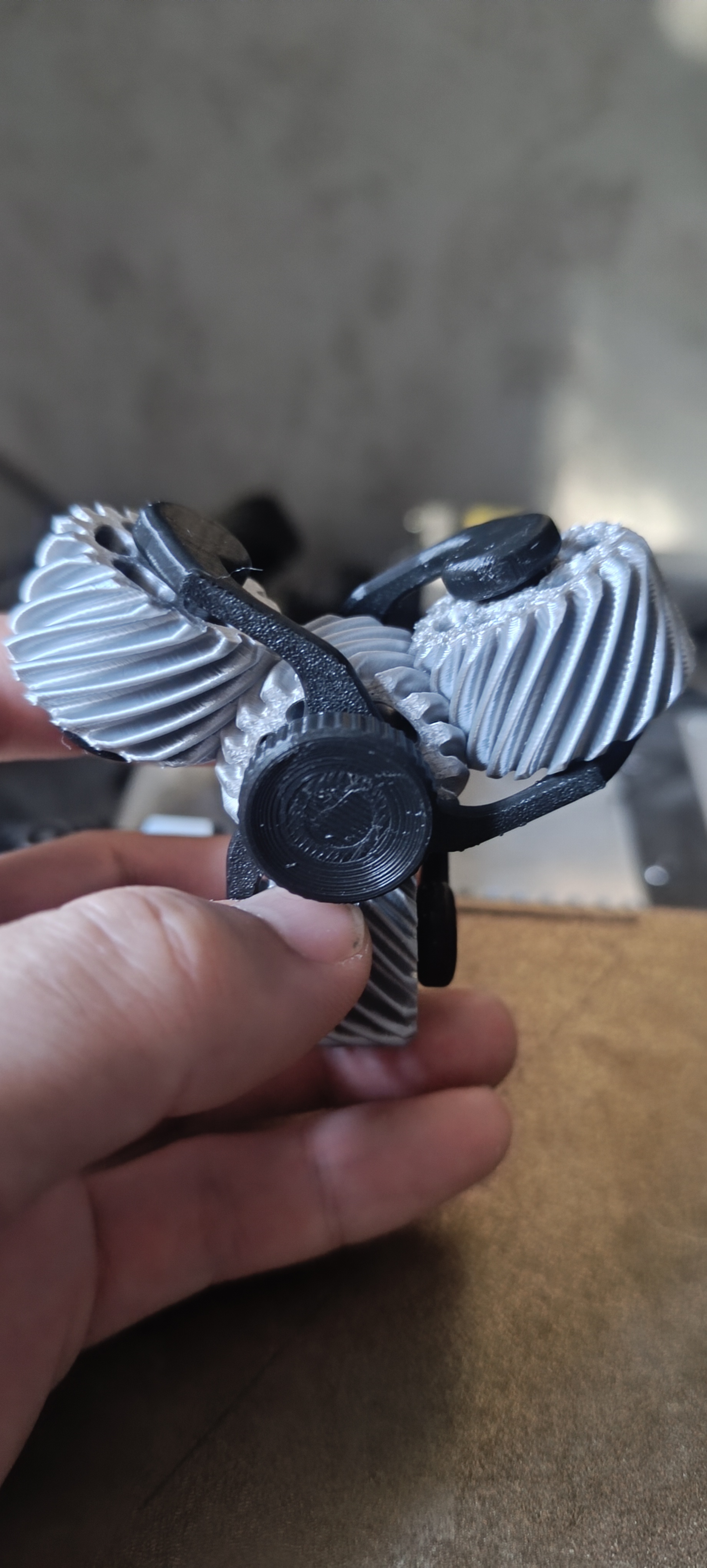 Miniatura 2 do modelo 3D Gear spinner fixed