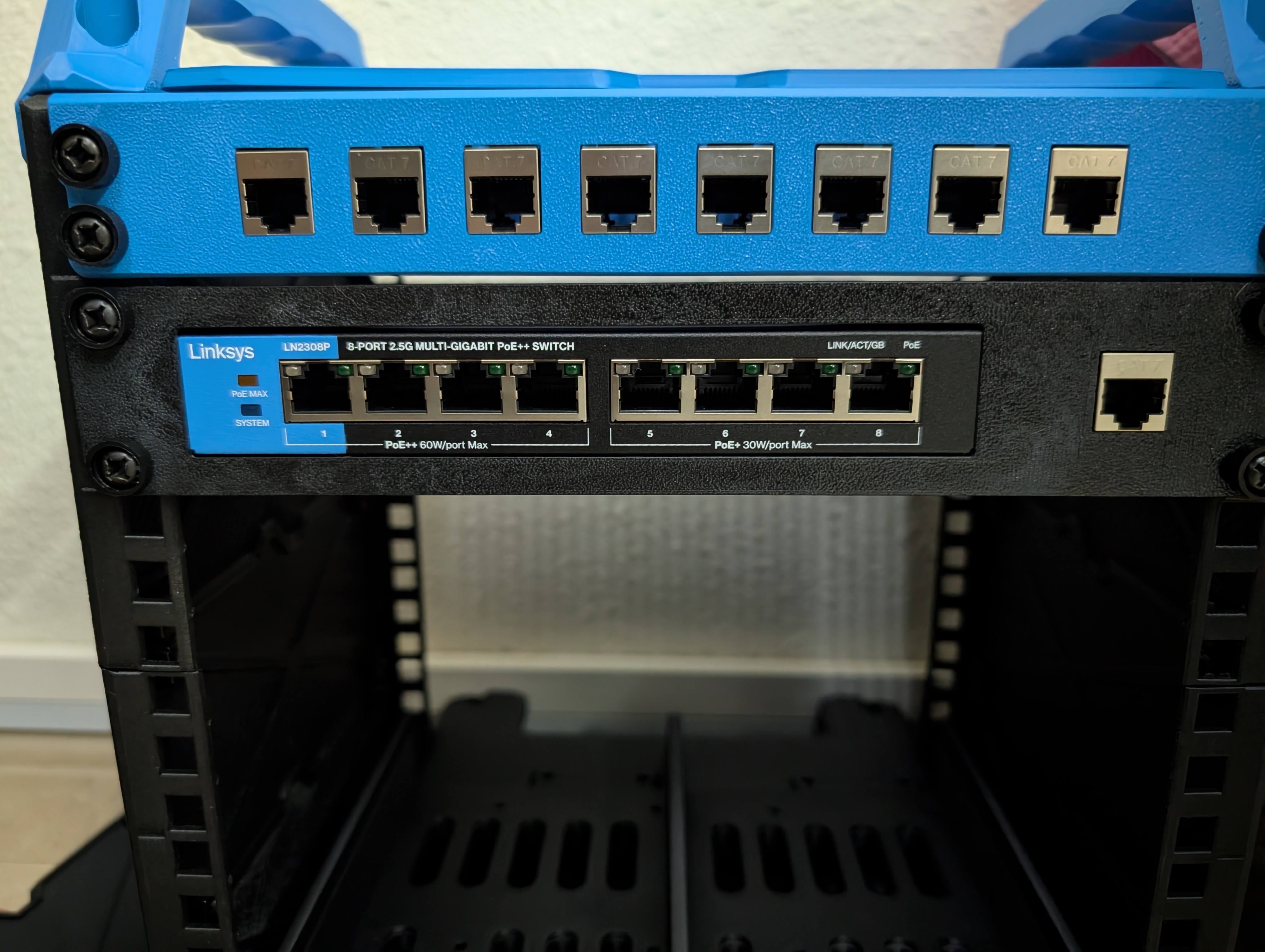 10" rack mount for Linksys LN2380P with keystone