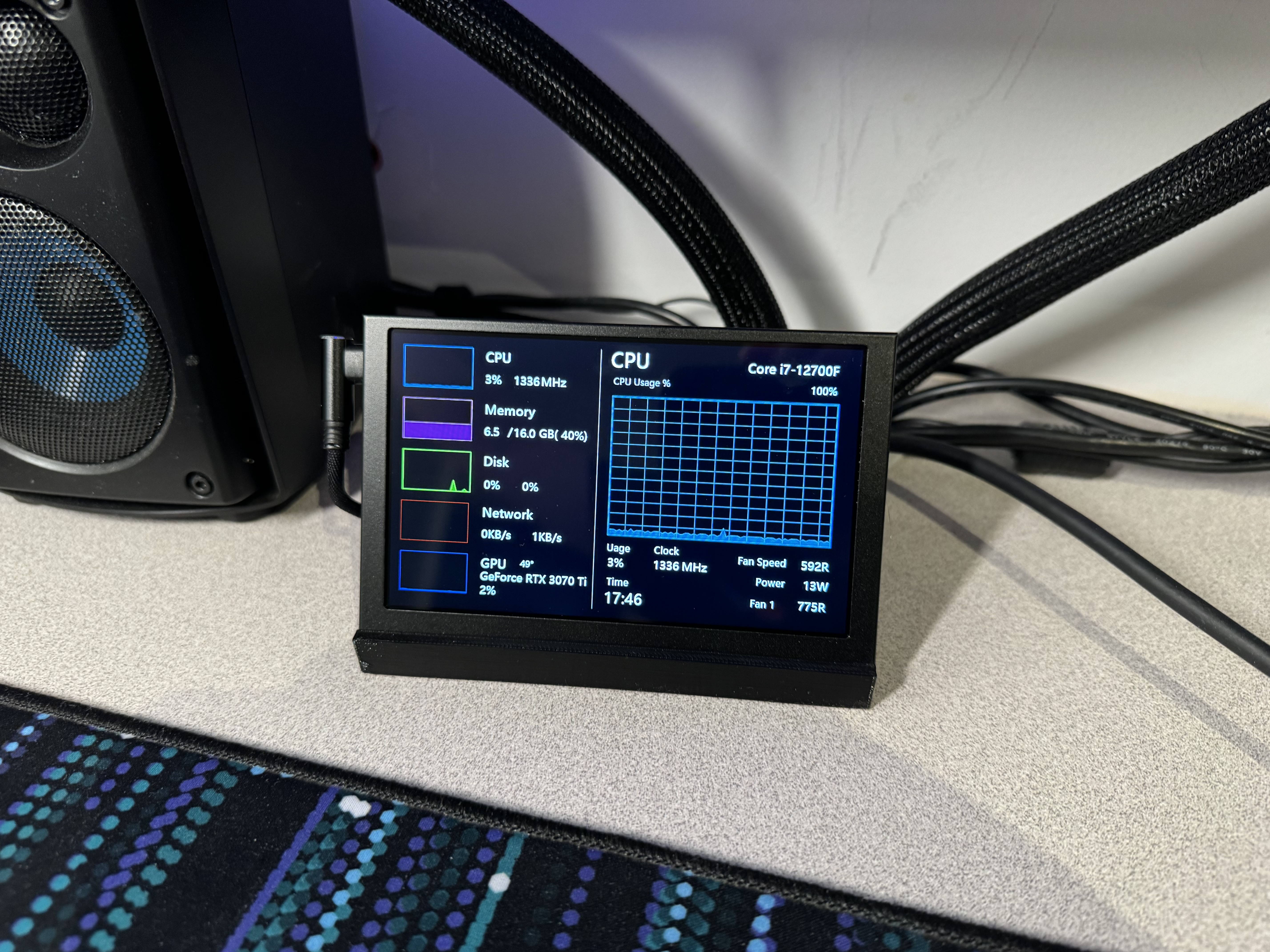 Stand 5” Turing Smart Screen