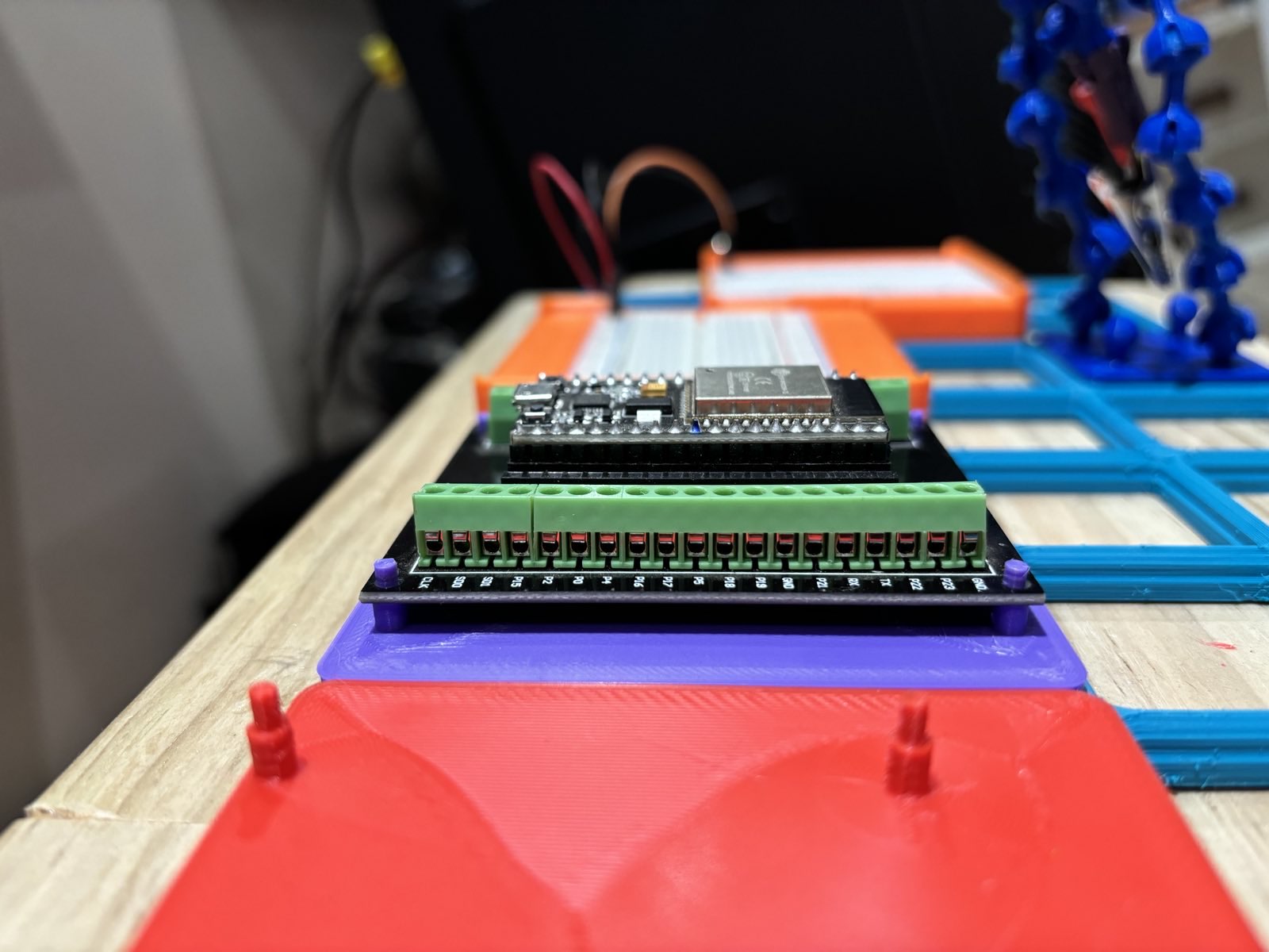 Miniatura 5 do modelo 3D Gridfinity Electronics bench