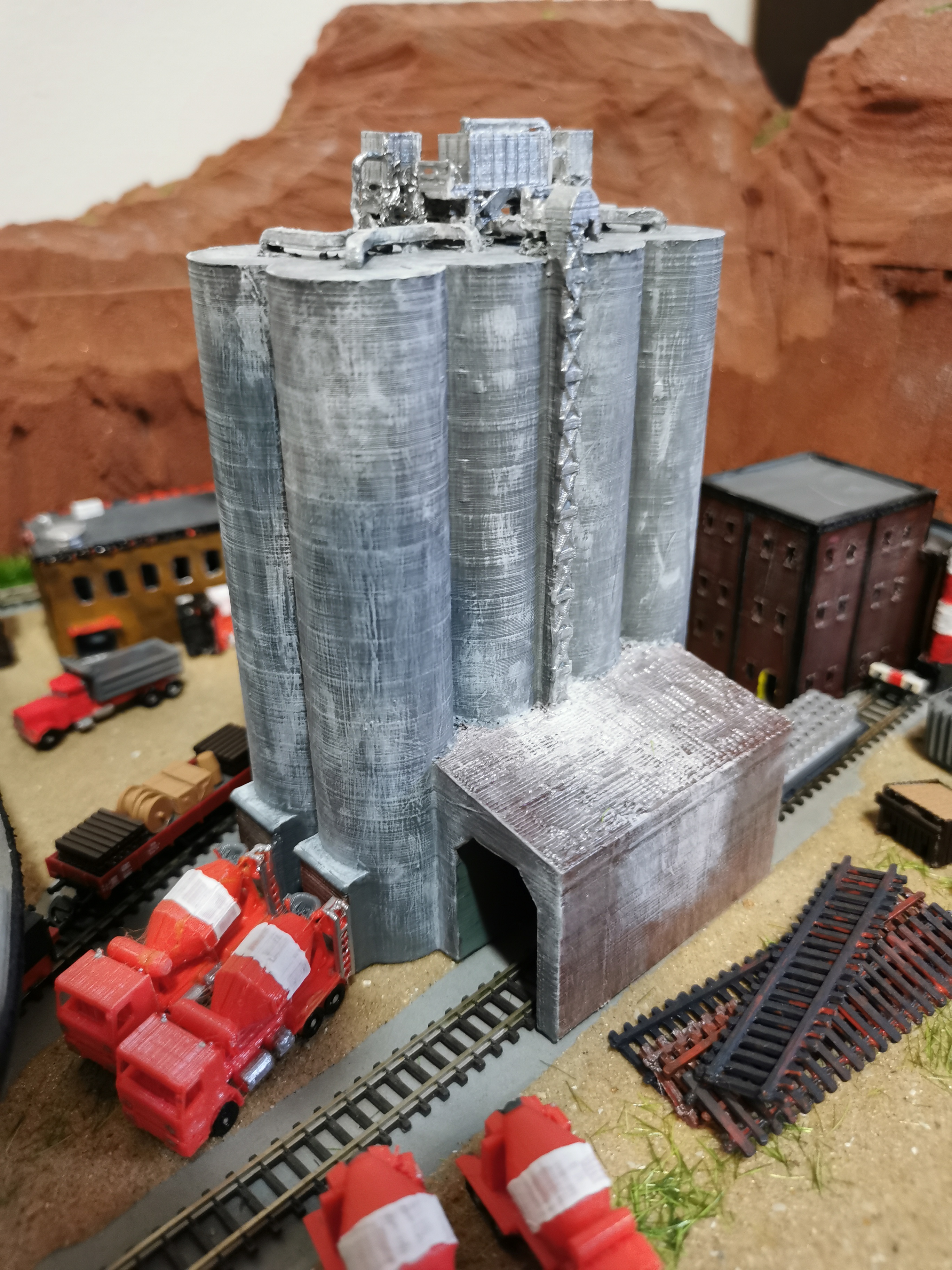 Walthers Valley cement company