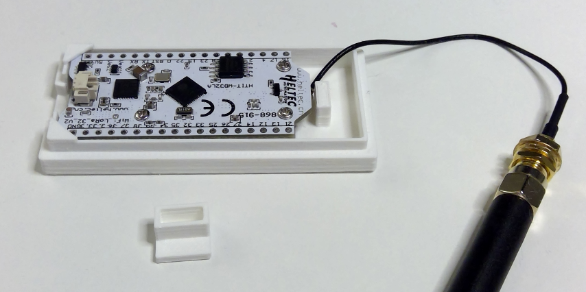 Miniatura 7 do modelo 3D Heltec Lora V2-Board Box