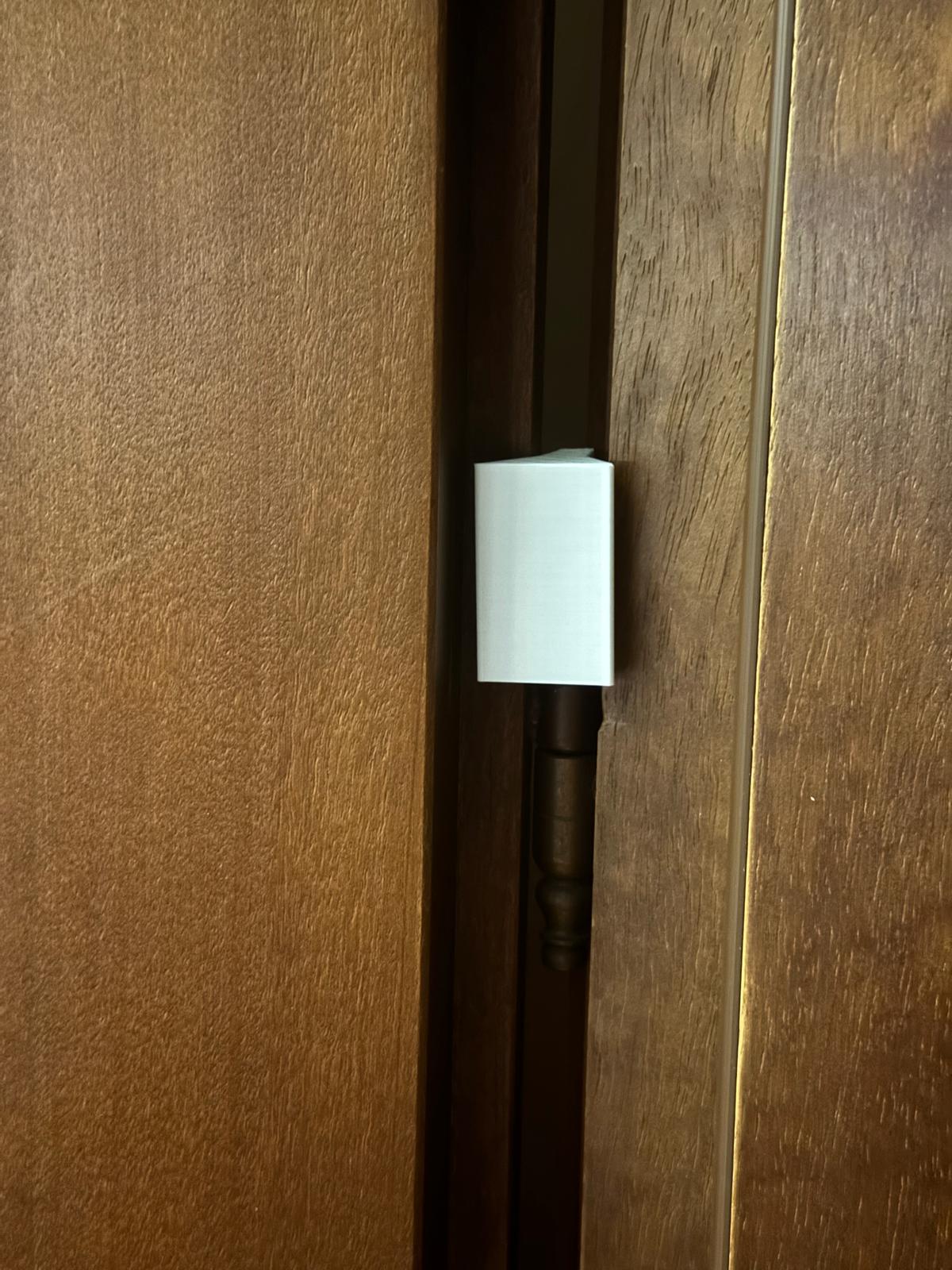 Miniatura 2 do modelo 3D Door stopper hinge