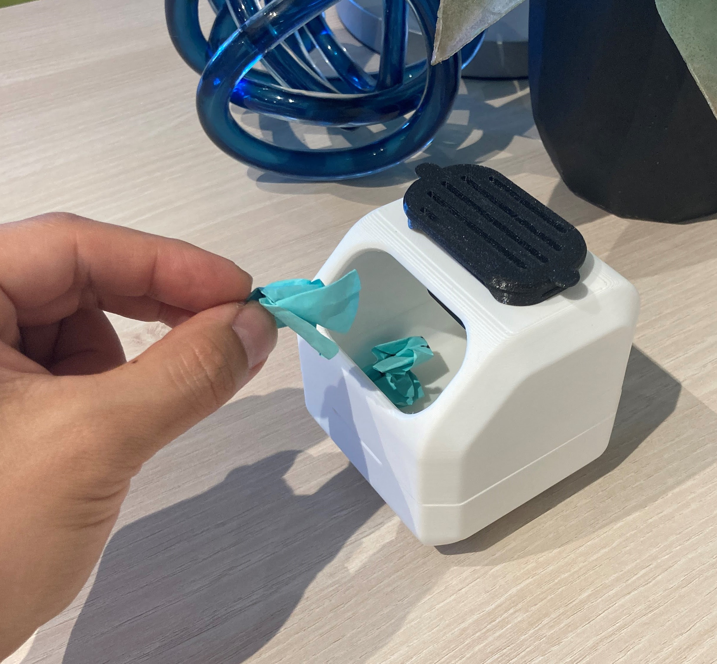 Miniatura 4 do modelo 3D Desk Buddy