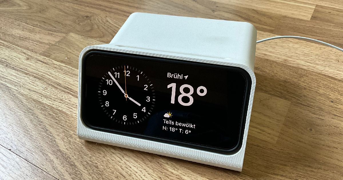 iPhone 13+Case Standby Mode Dock Alarm Clock by Lukas_B Download free