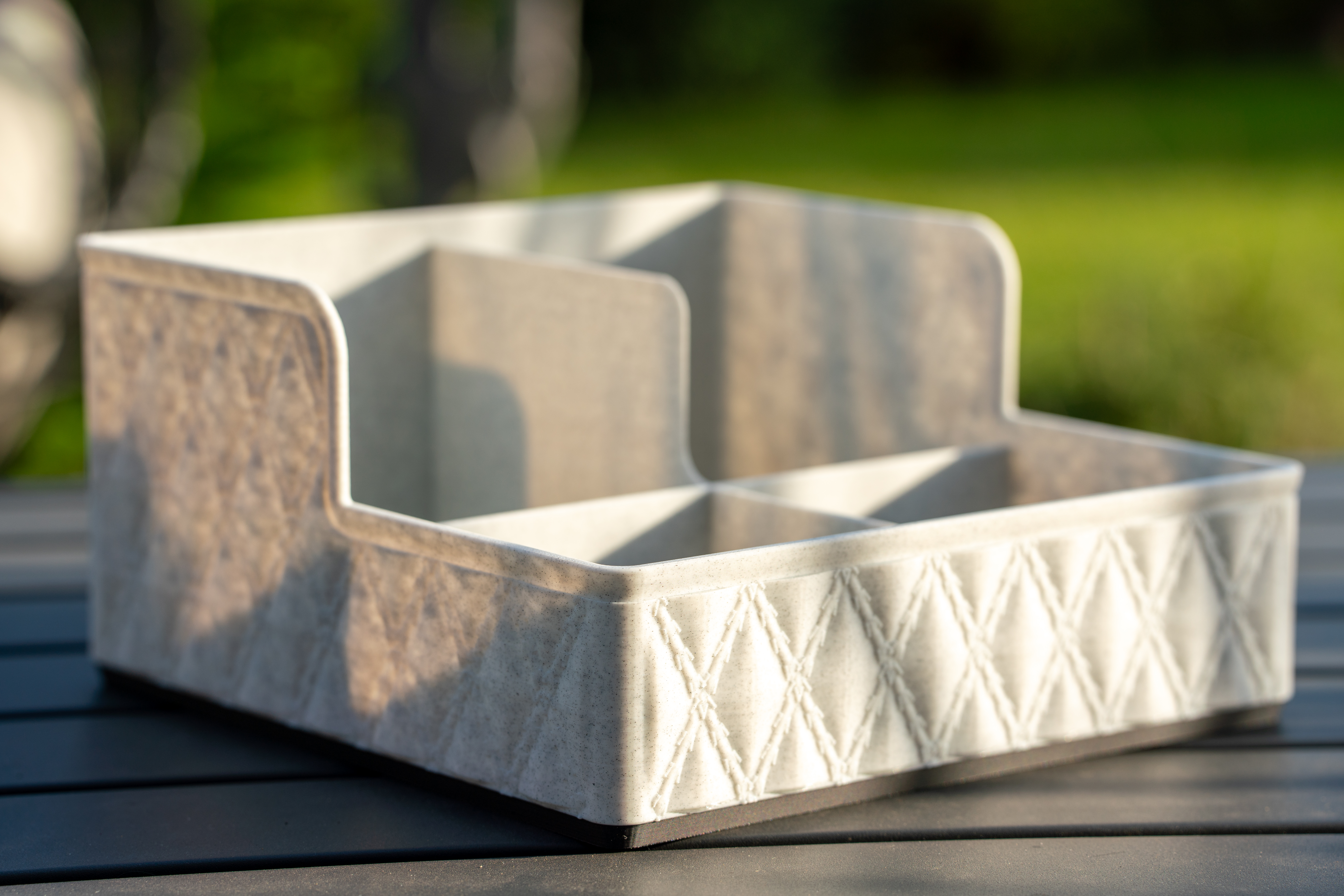 Diamond stitched desk organizer