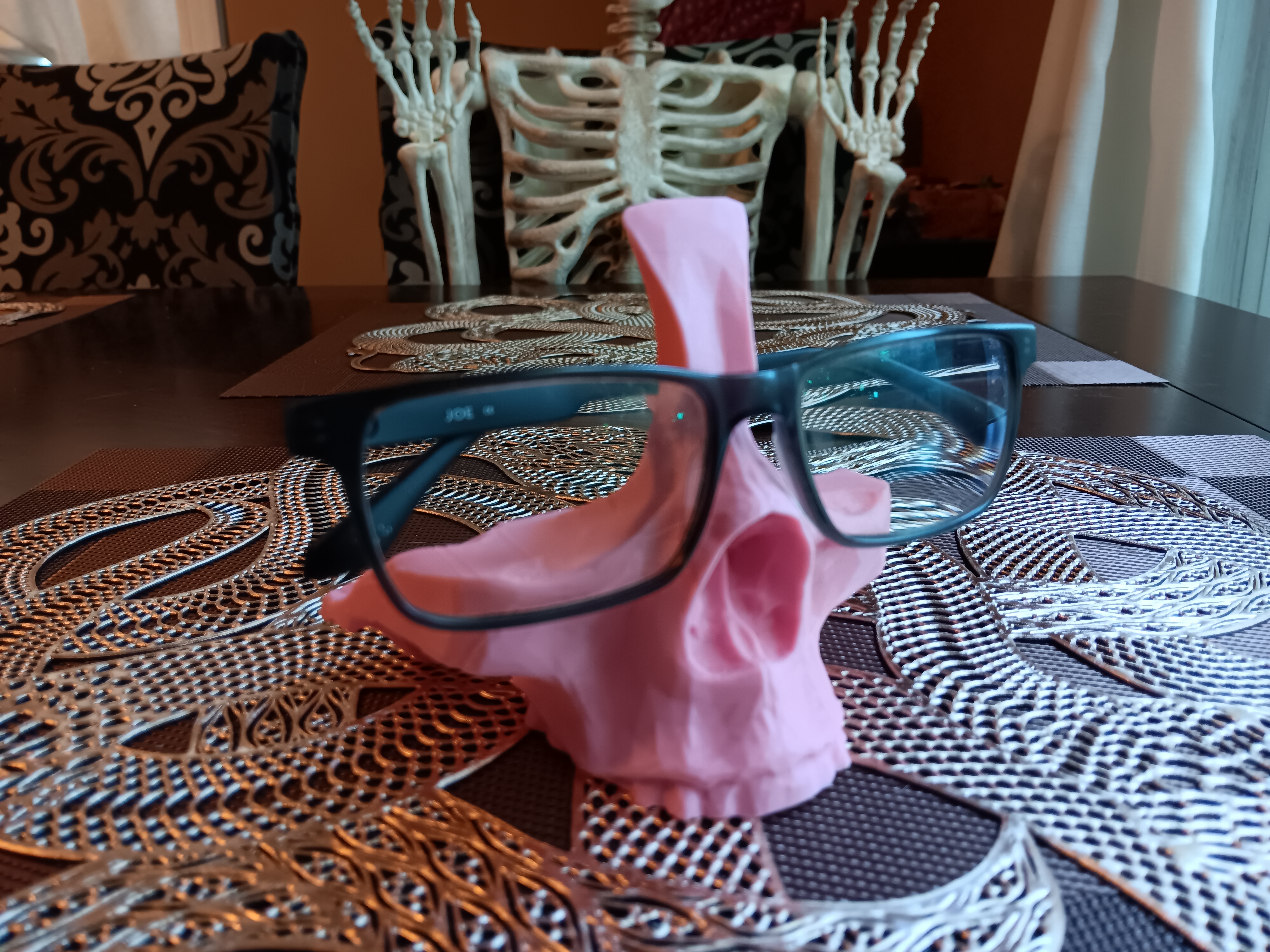 Skull Eyeglasses Holder with hook