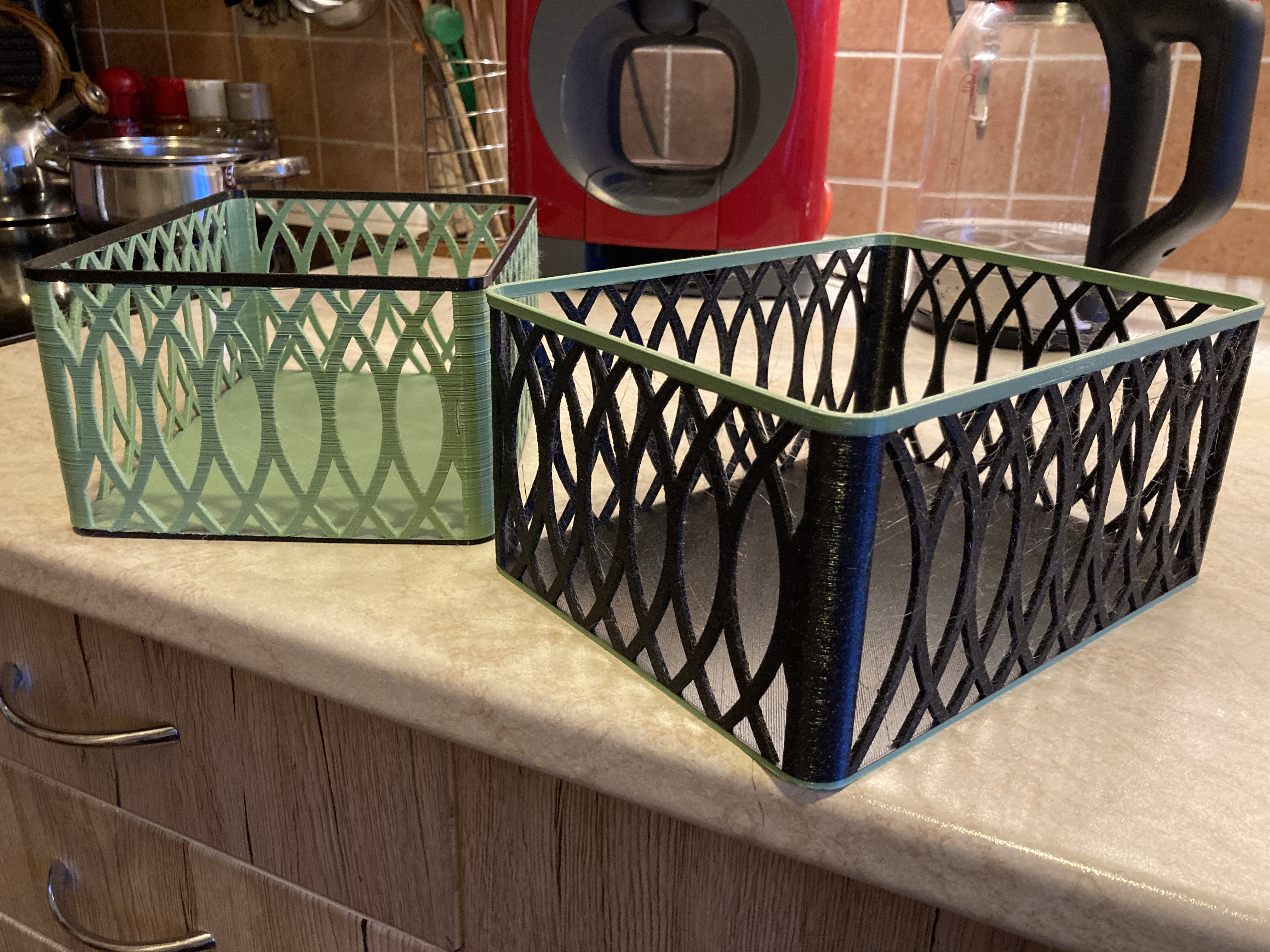 Decorative basket / box