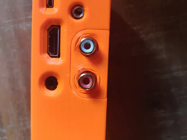 Raspberry PI 2 with HIFIBERRY DAC 2 PRO