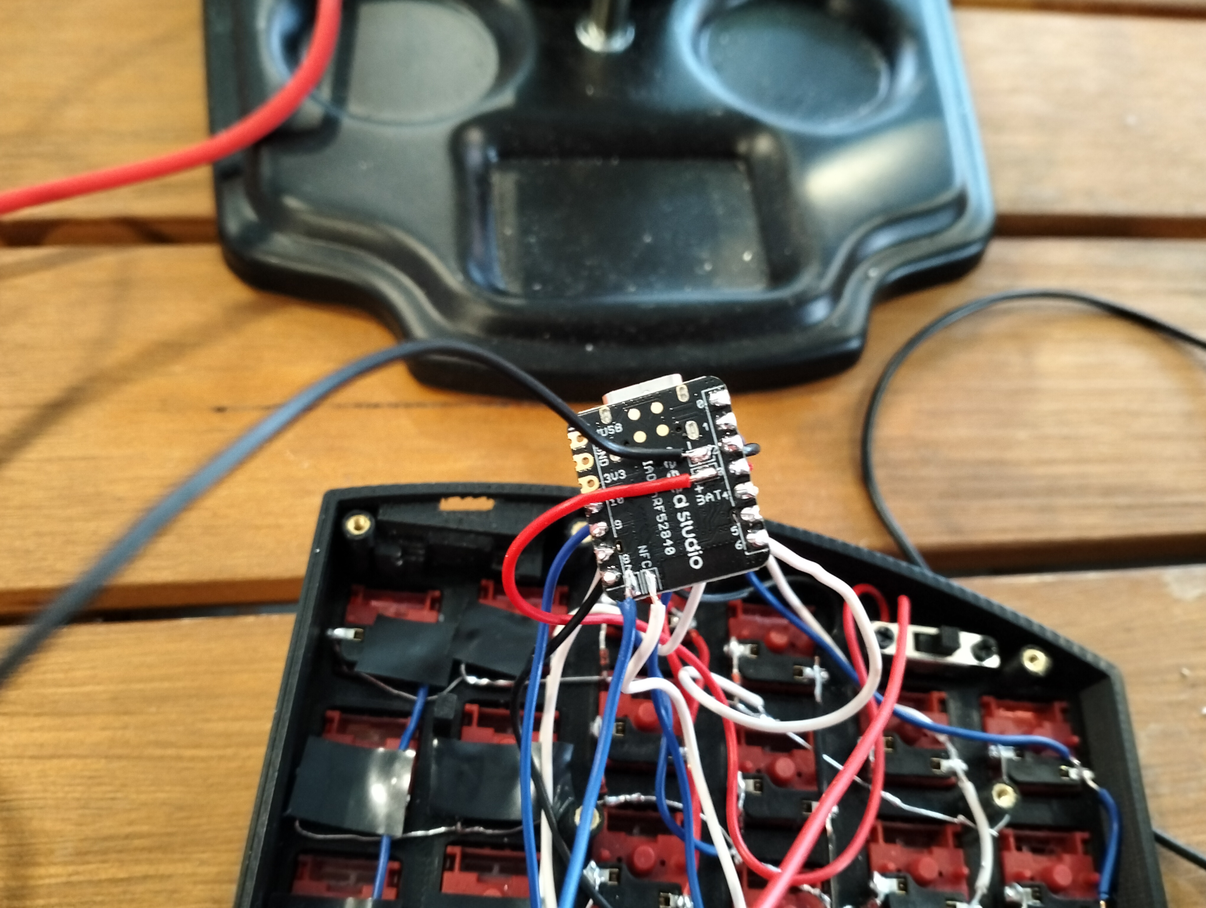Elora Wireless Split Keyboard - Handwired — miniatura 7