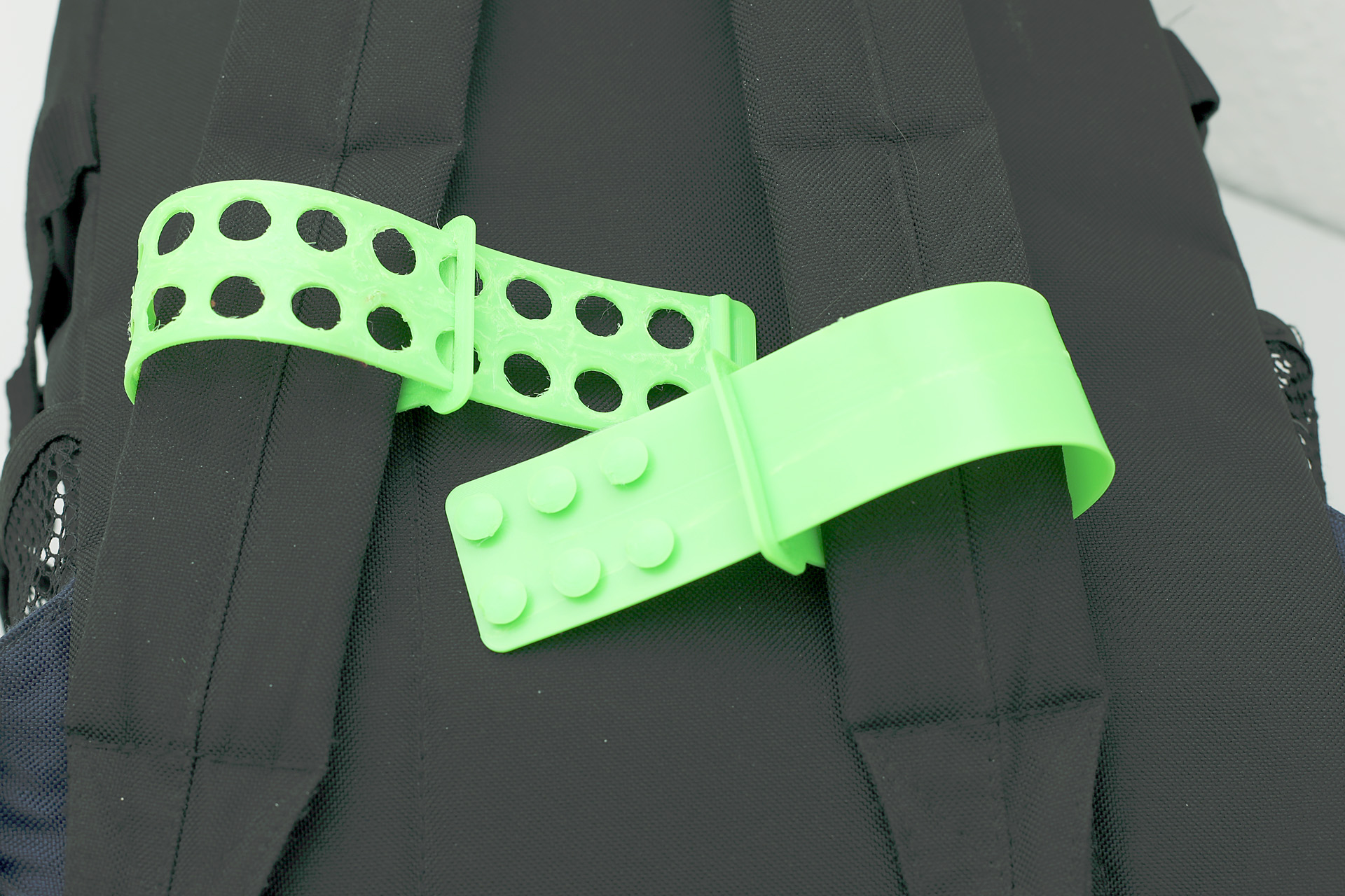 Improved backpack chest strap / Verbesserter Rucksack Brustgurt — thumbnail 2