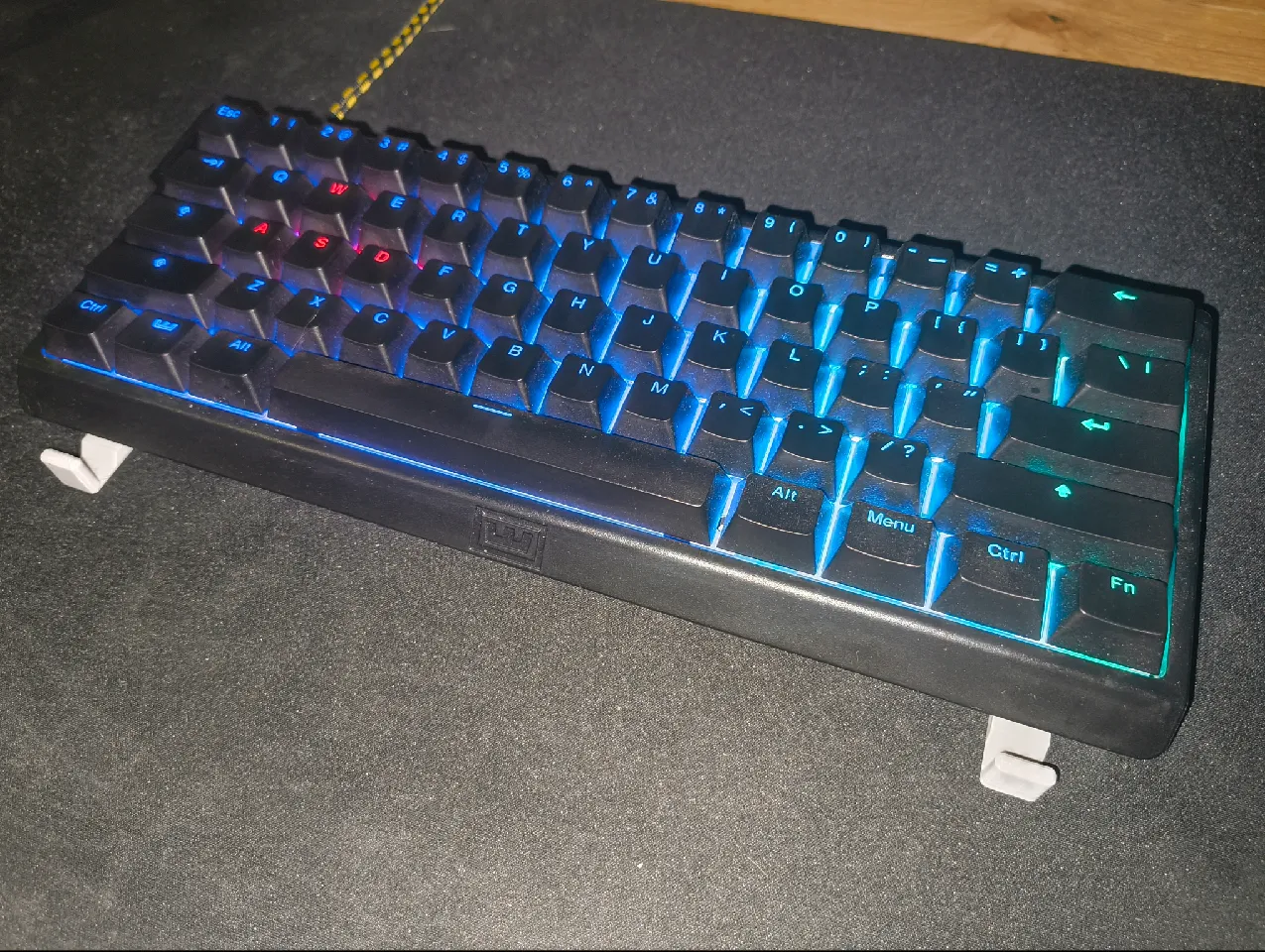 Wooting 60he wrist rest attachment by Stany | Download free STL model ...
