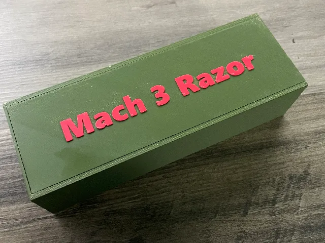 Travel Box for Mach 3 Razor